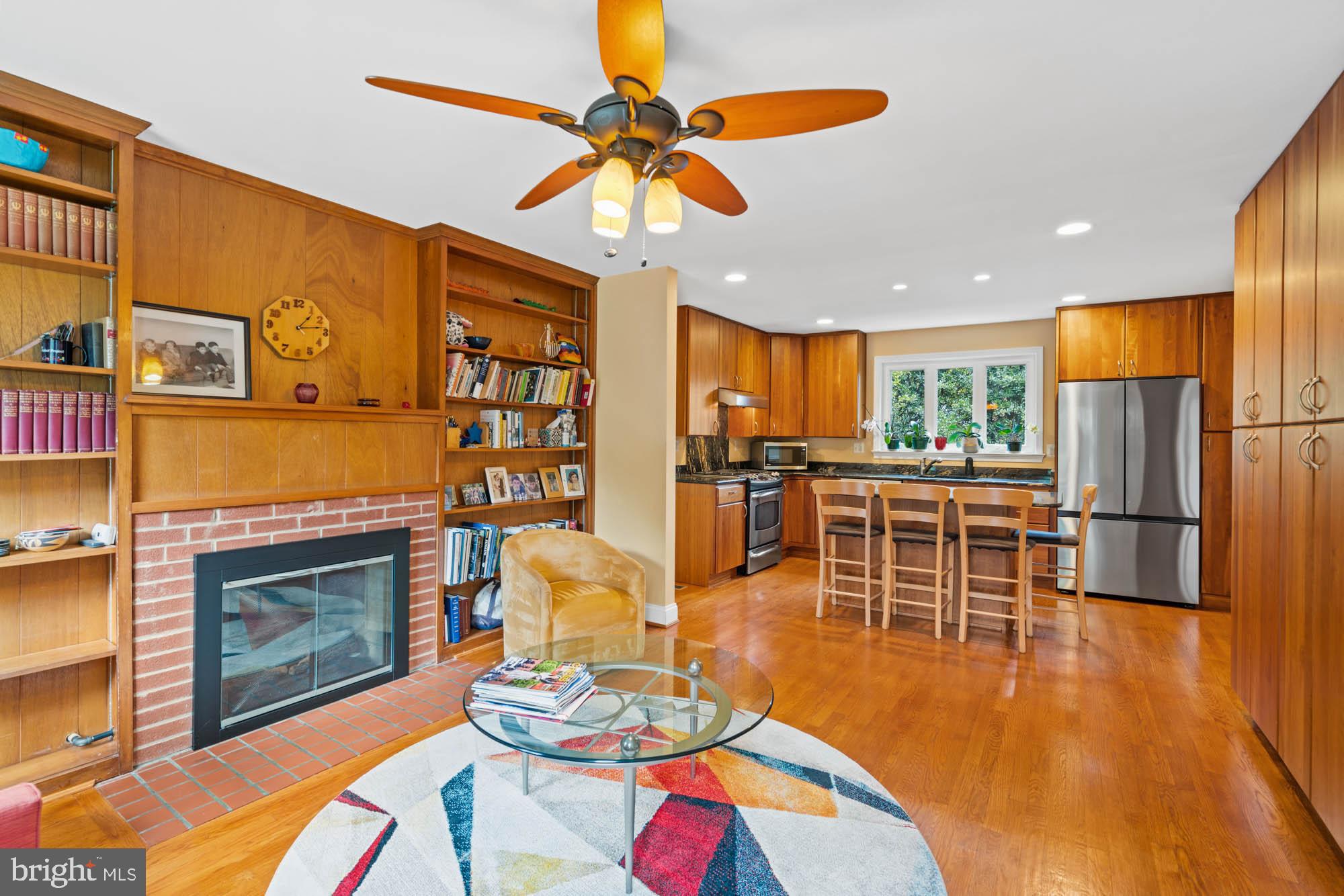 CHEVY CHASE - Residential