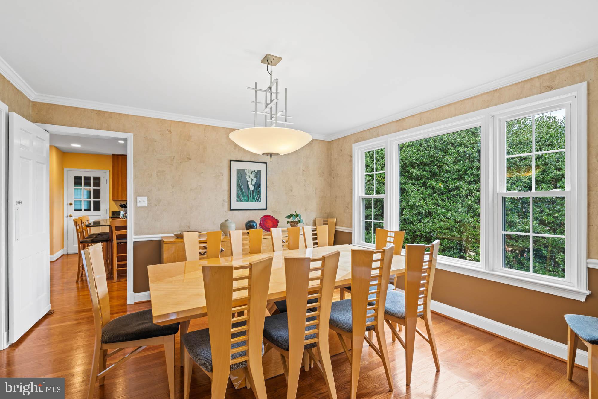 CHEVY CHASE - Residential