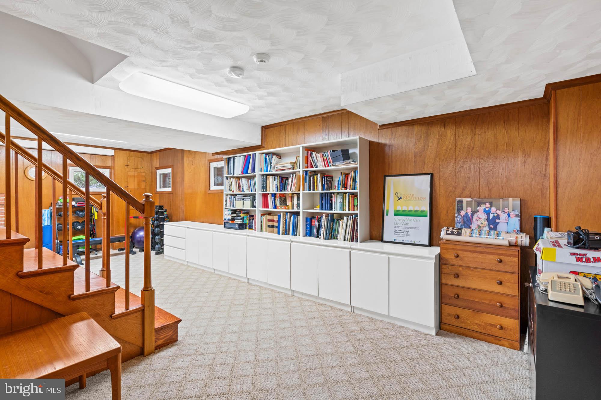 CHEVY CHASE - Residential