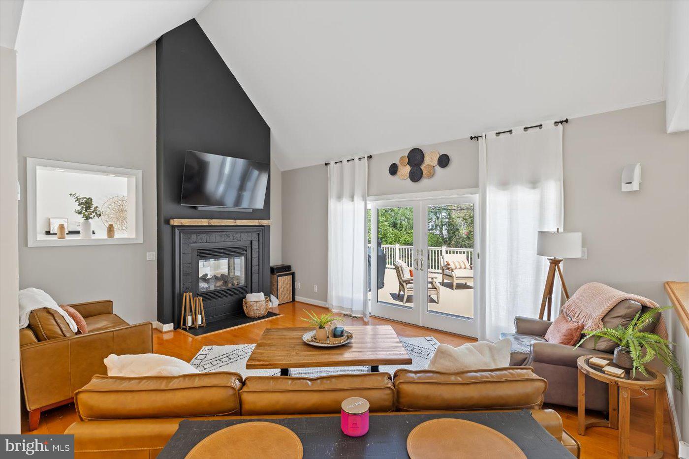 FAWN LAKE - Residential