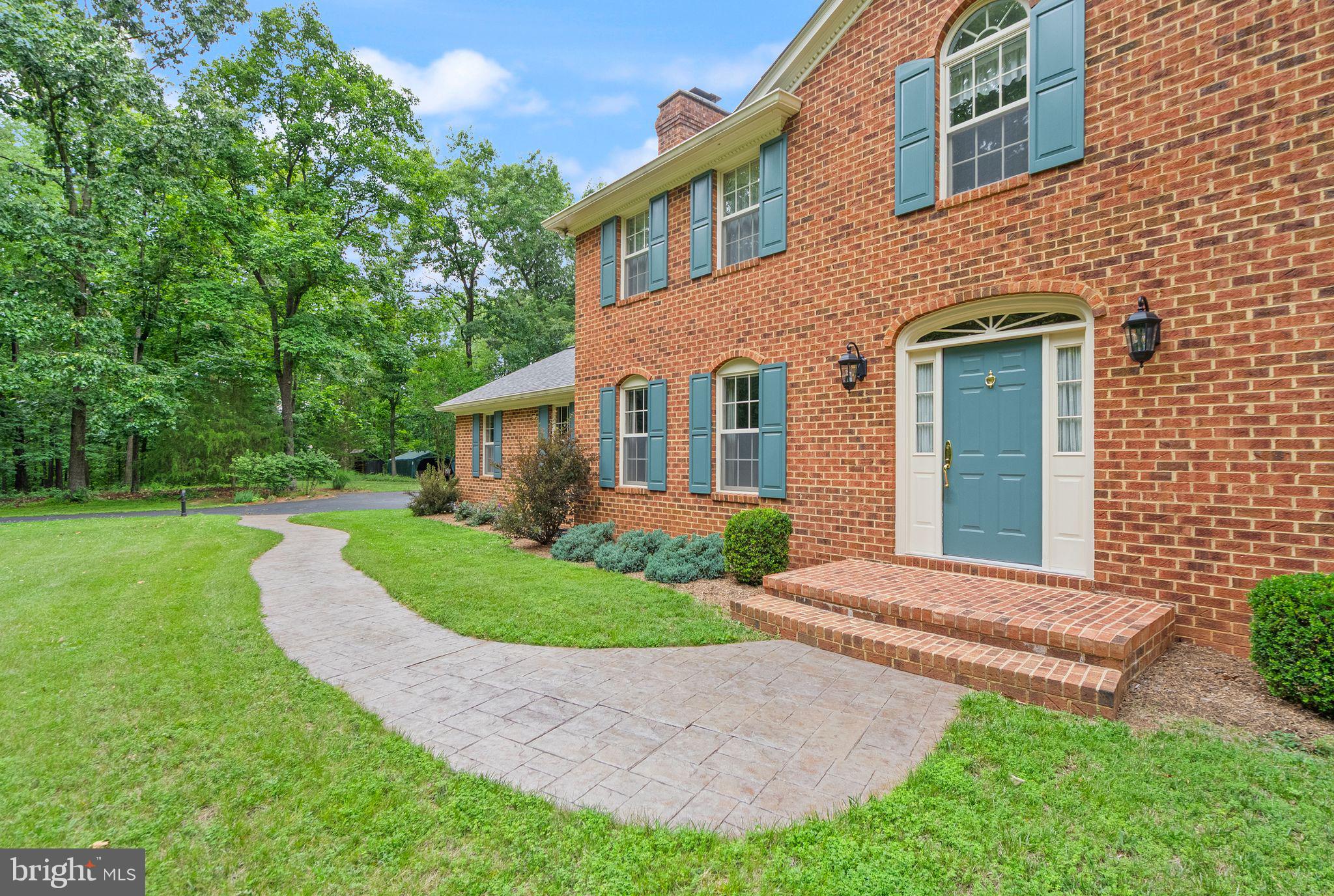 STEEPLECHASE WOODS - Residential