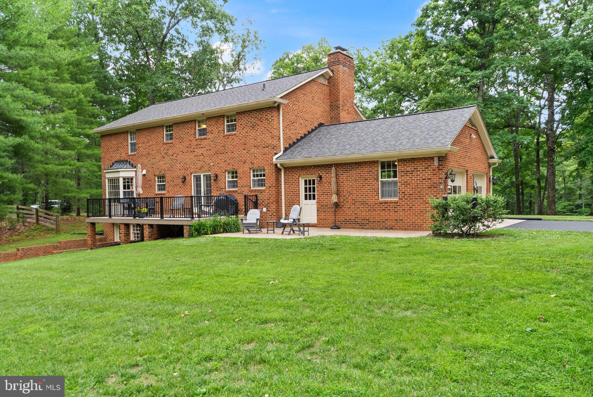 STEEPLECHASE WOODS - Residential