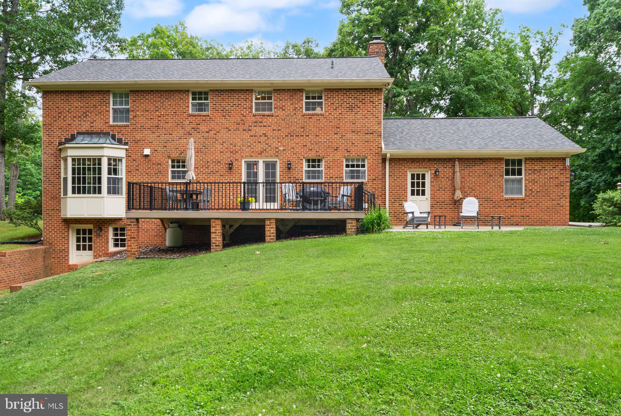 STEEPLECHASE WOODS - Residential