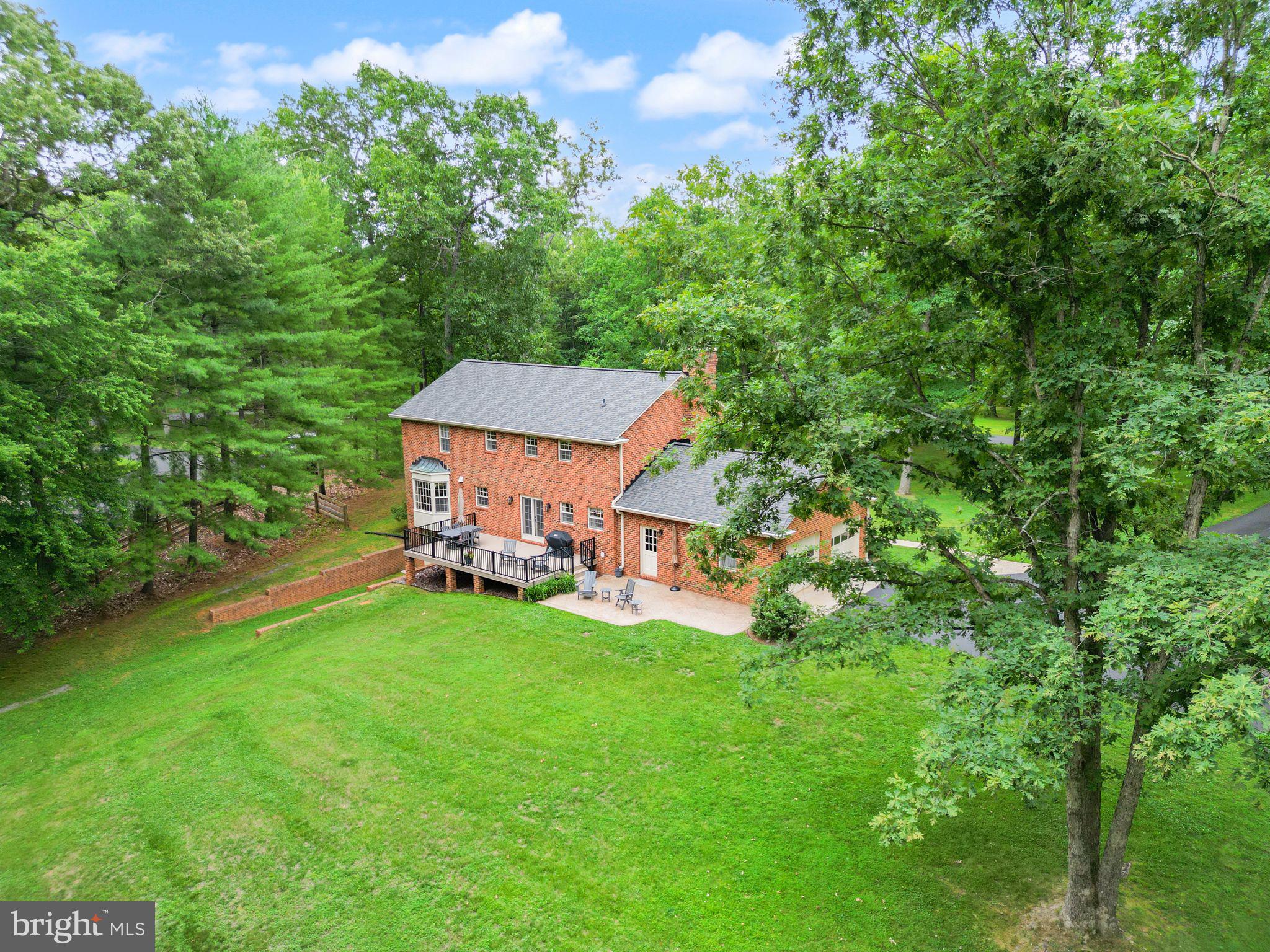 STEEPLECHASE WOODS - Residential