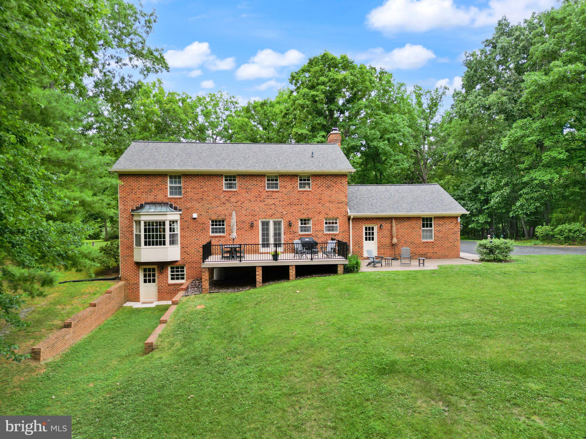 STEEPLECHASE WOODS - Residential