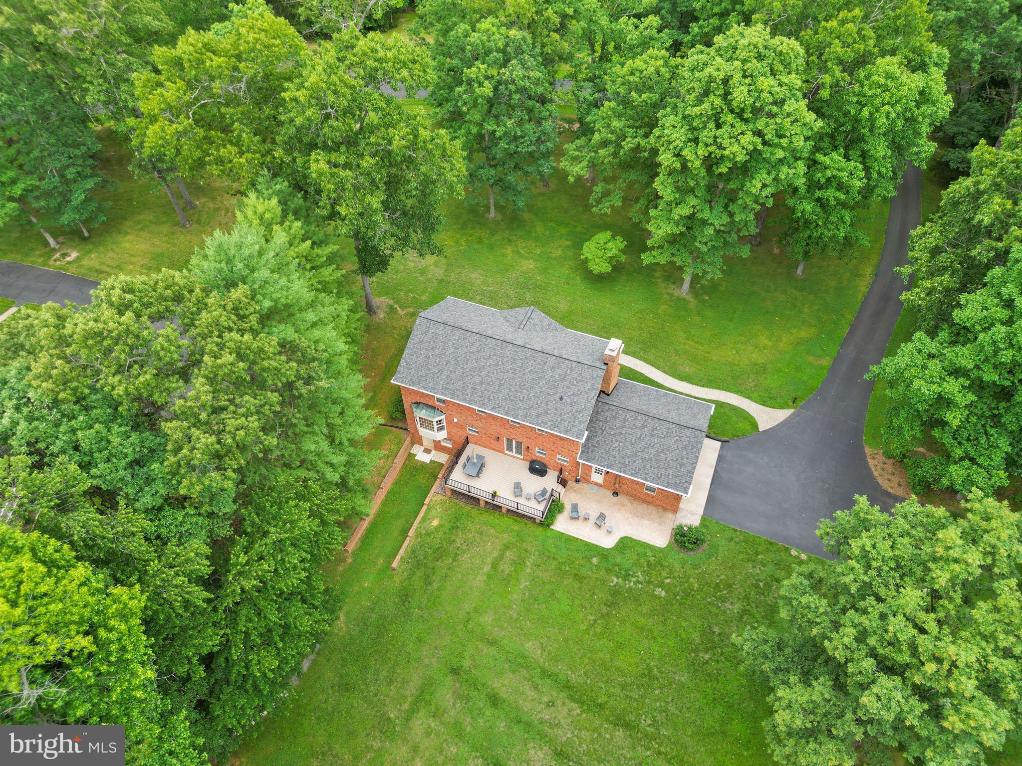 STEEPLECHASE WOODS - Residential