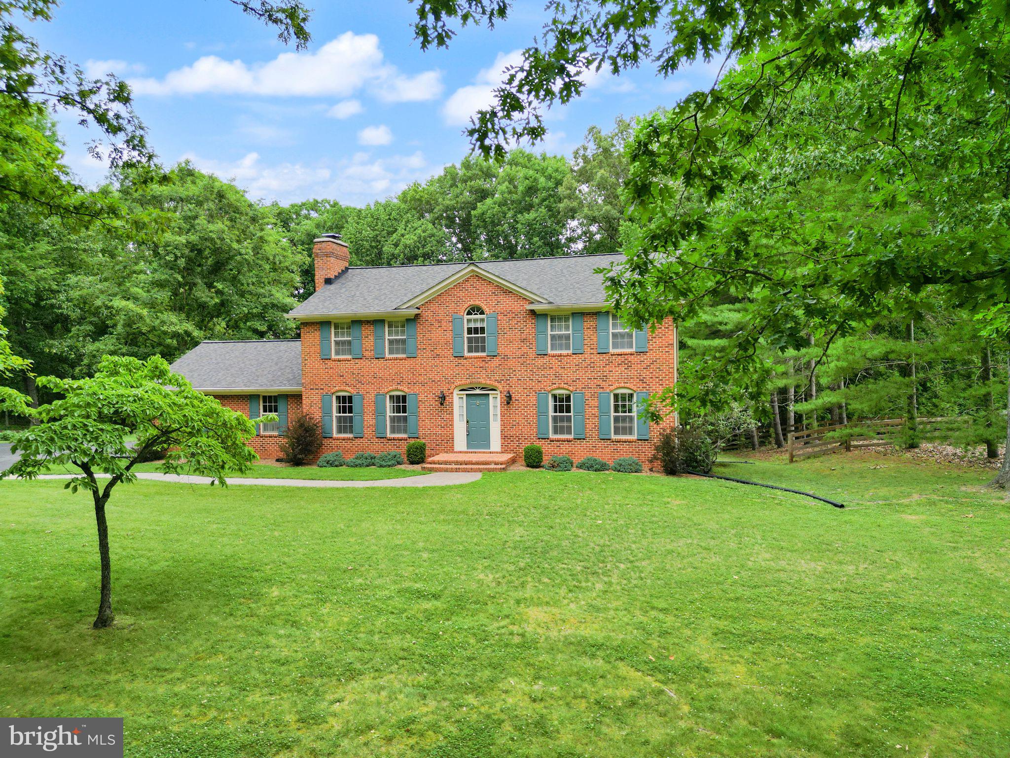 STEEPLECHASE WOODS - Residential