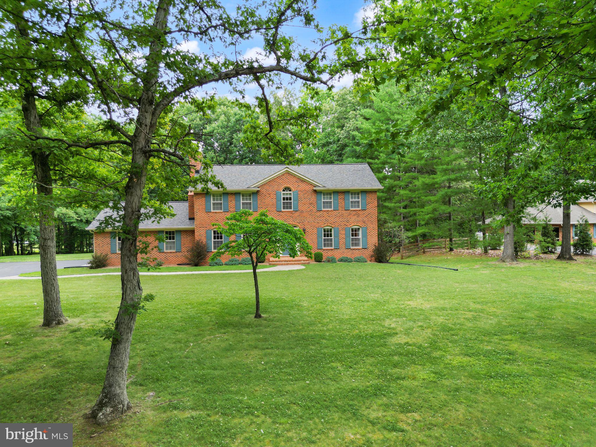 STEEPLECHASE WOODS - Residential