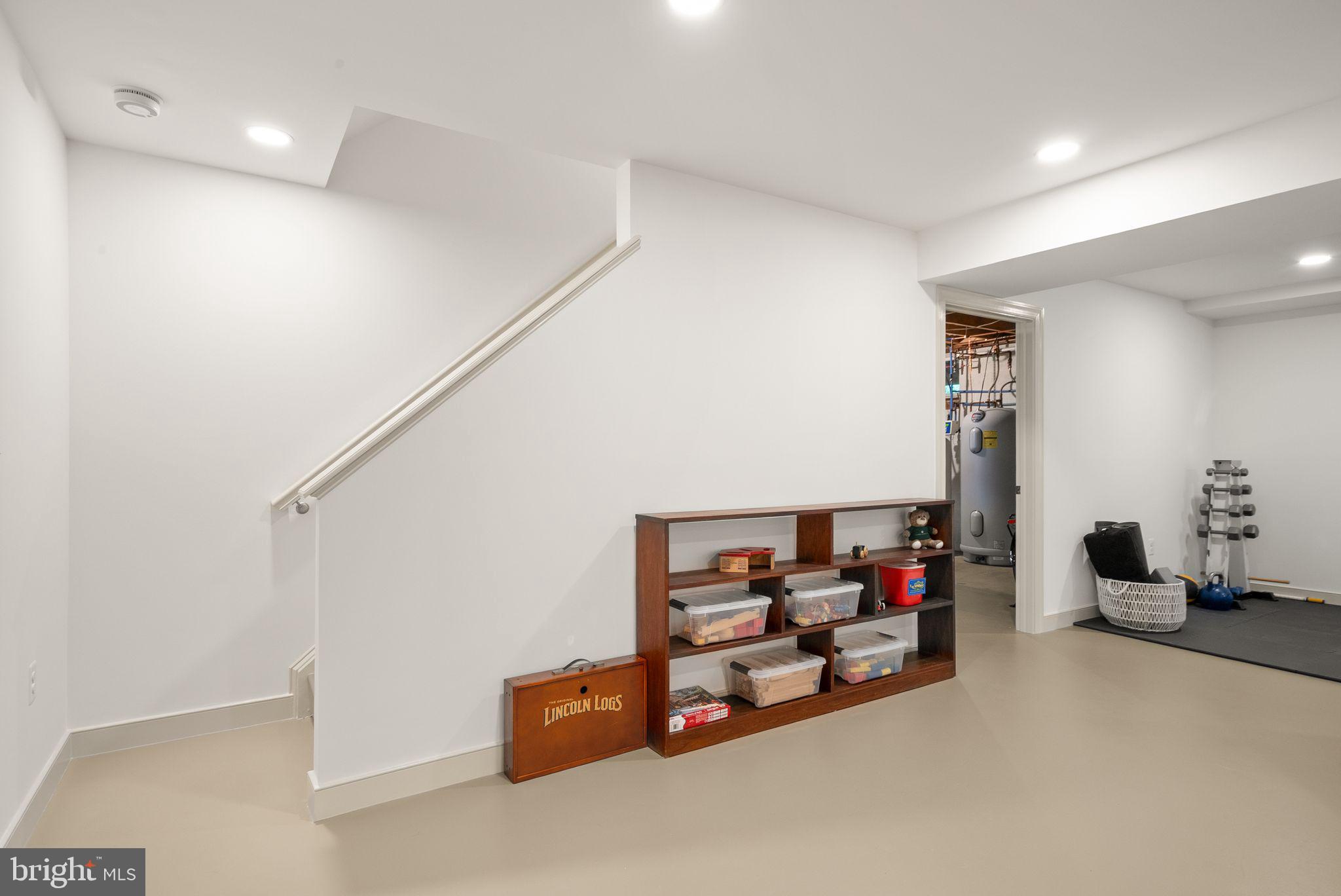 STEEPLECHASE WOODS - Residential