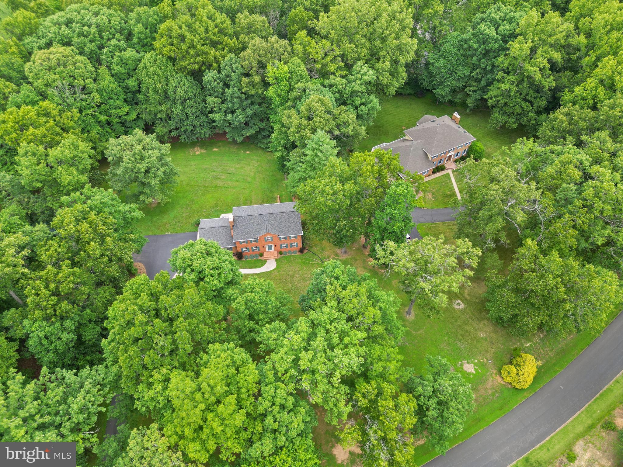 STEEPLECHASE WOODS - Residential