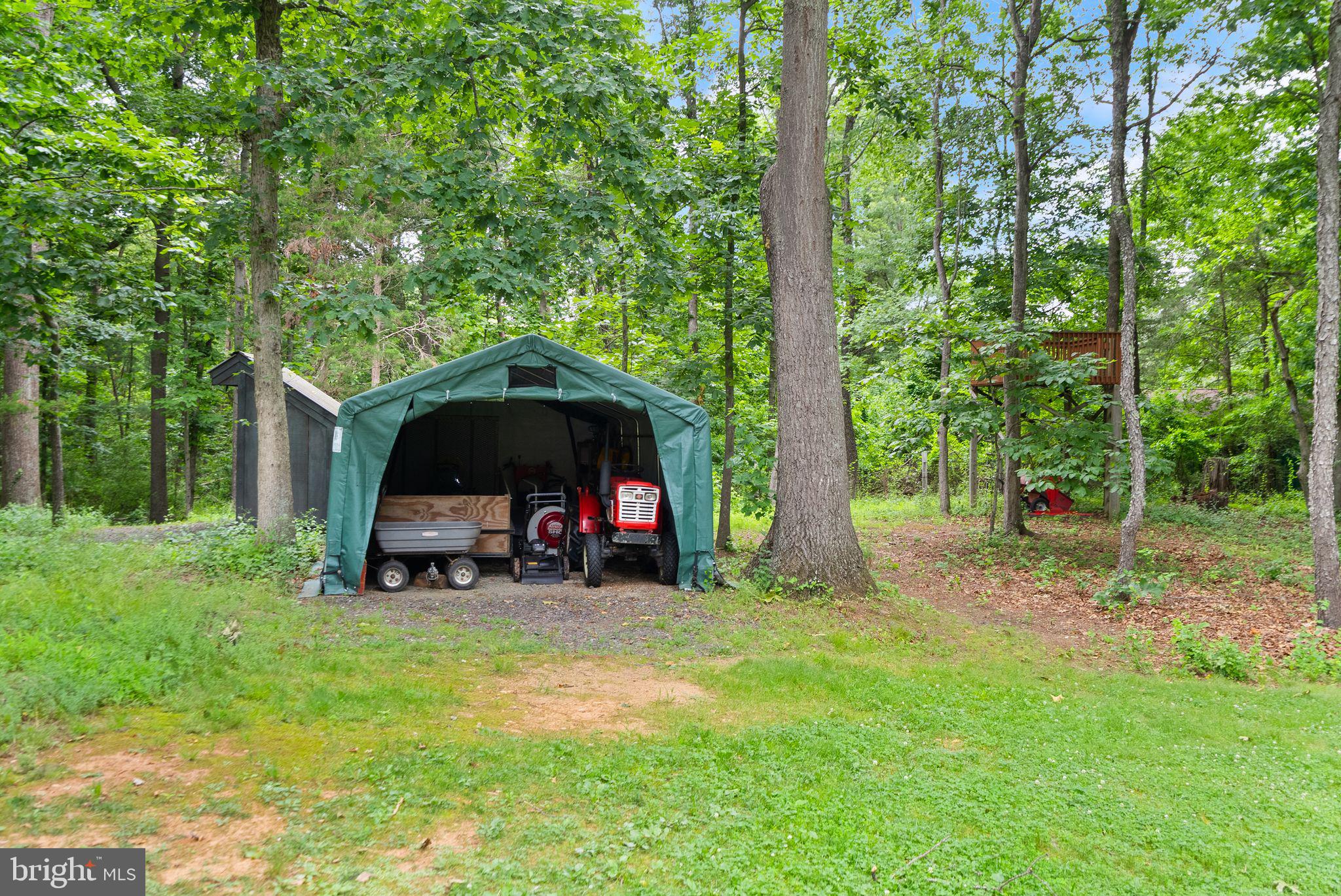 STEEPLECHASE WOODS - Residential
