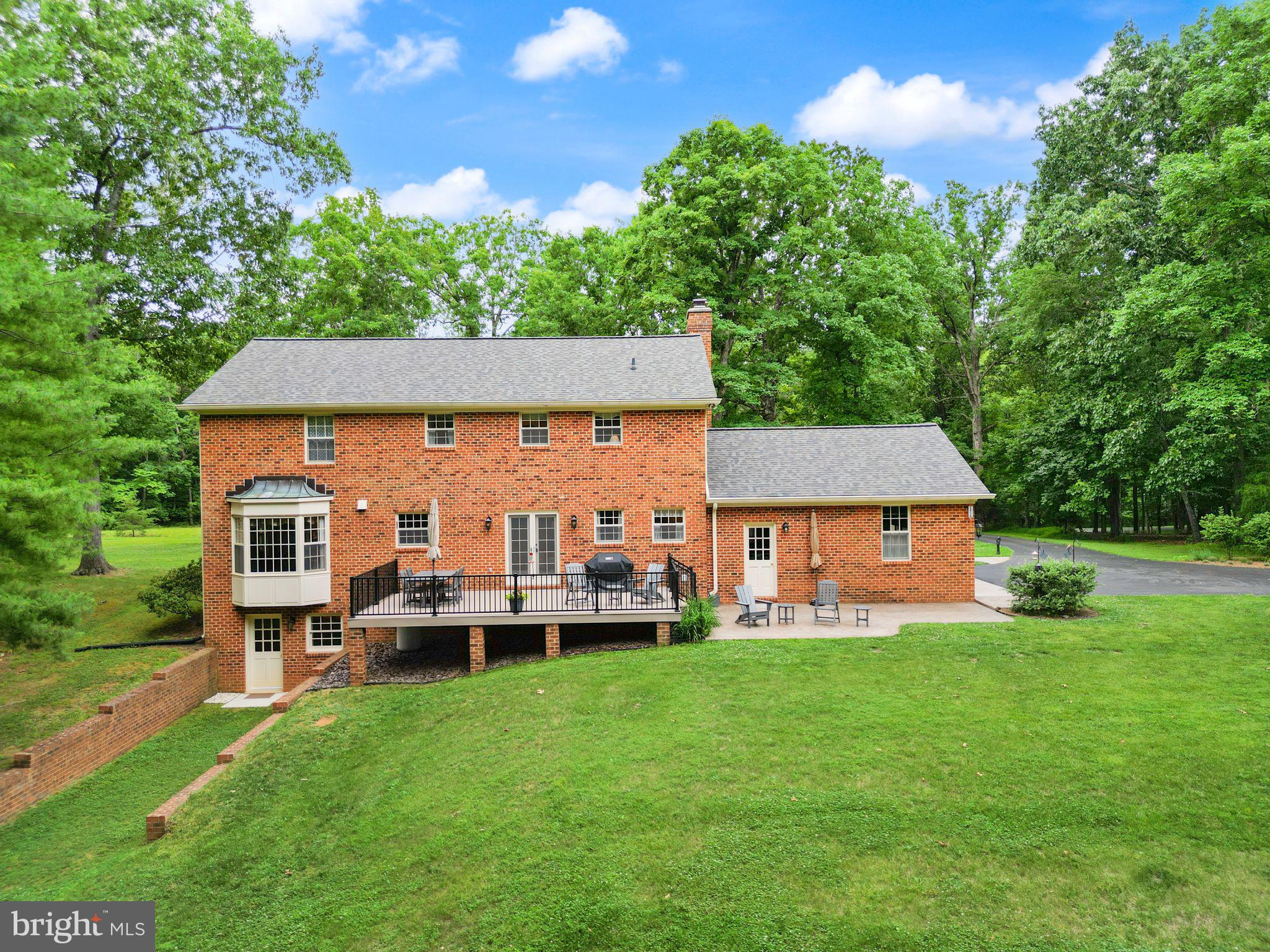 STEEPLECHASE WOODS - Residential