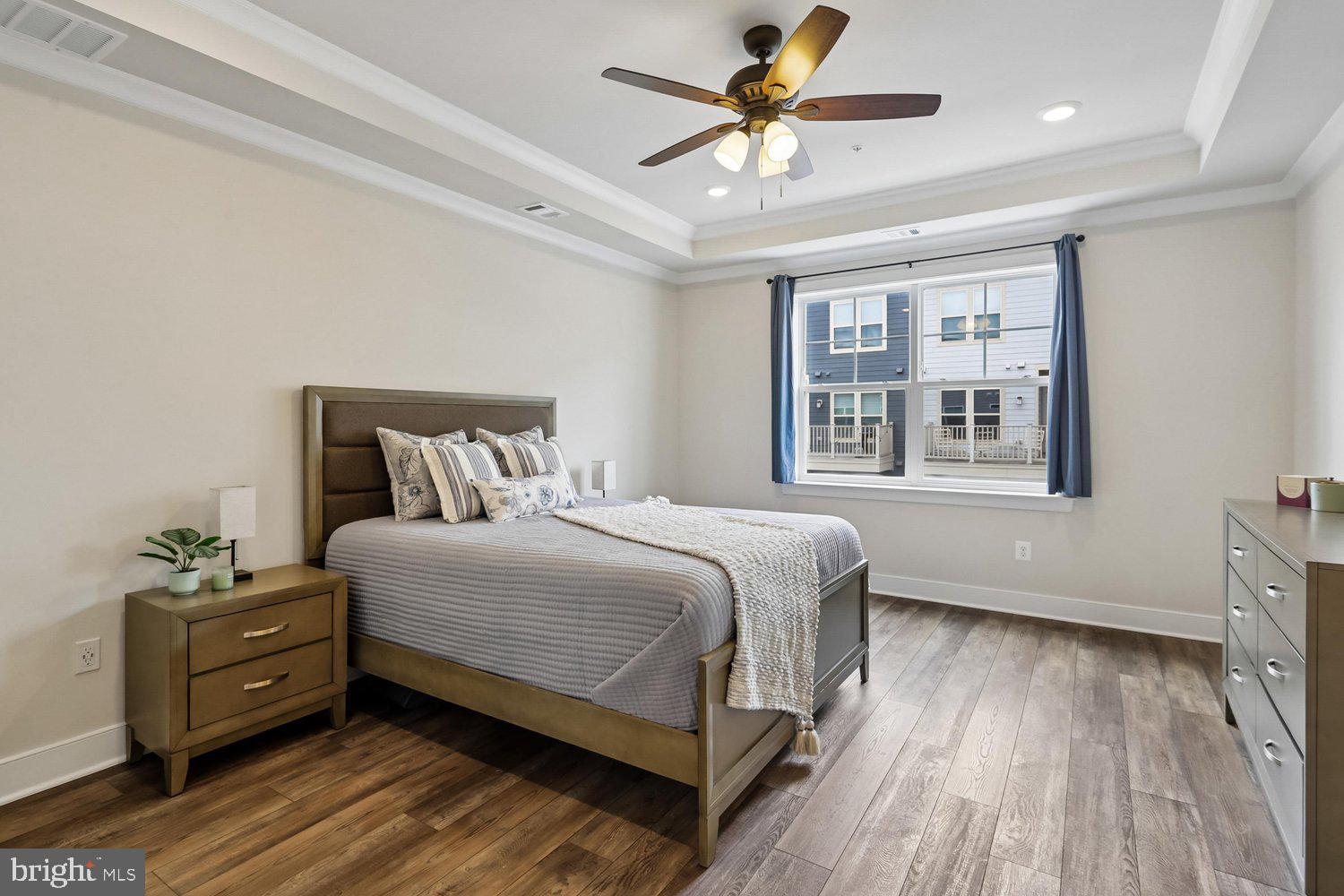 CROWN - Residential
