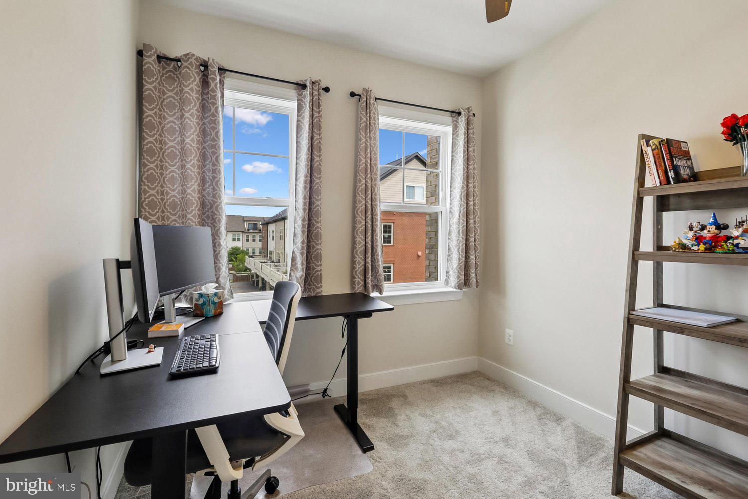 CROWN - Residential