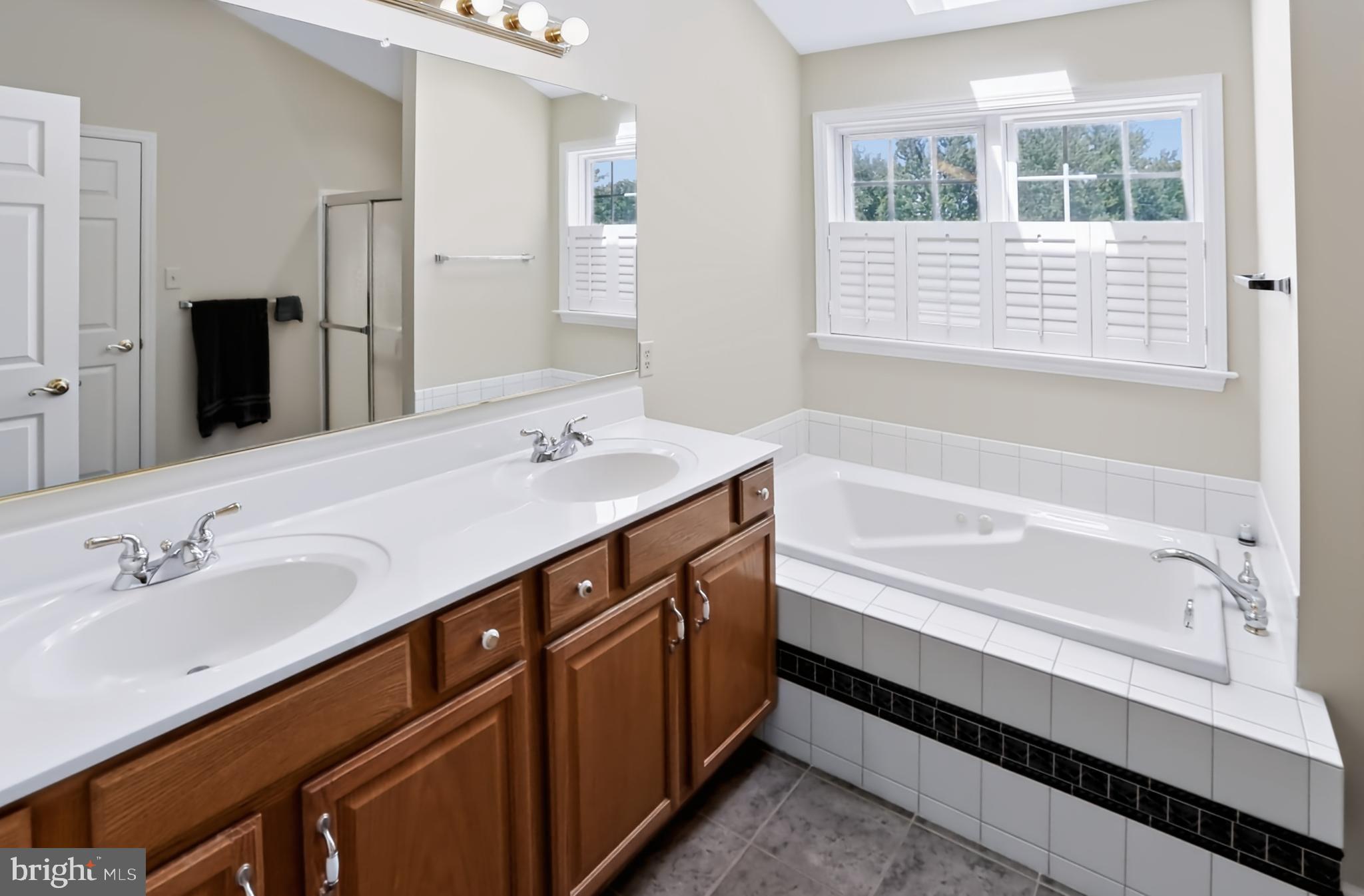 HERITAGE PLACE - Residential
