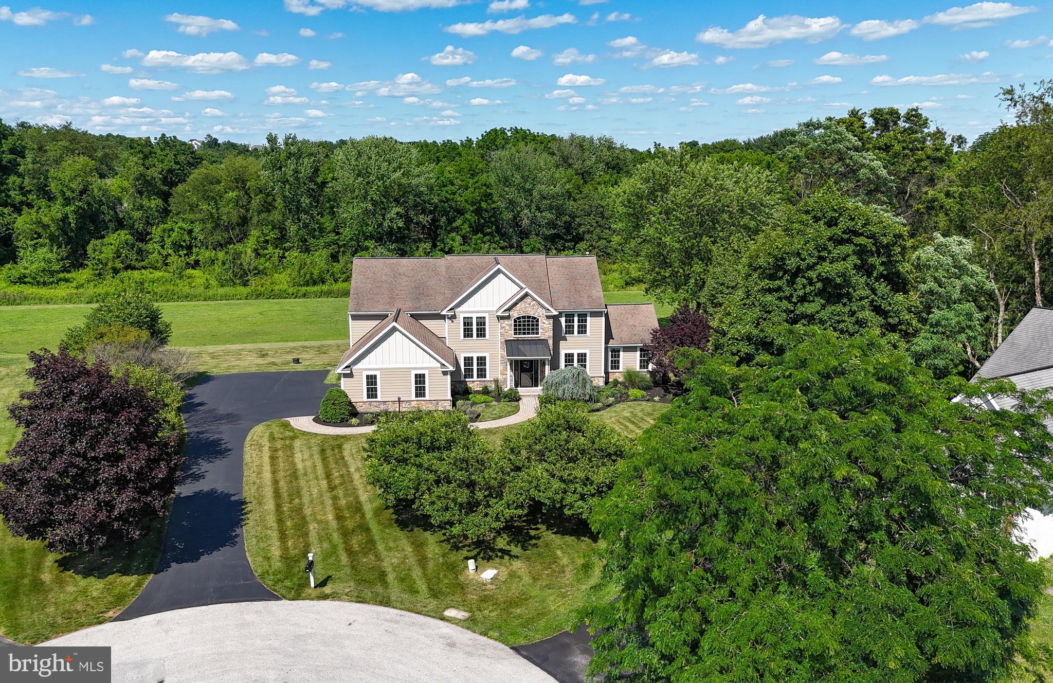 HERITAGE PLACE - Residential