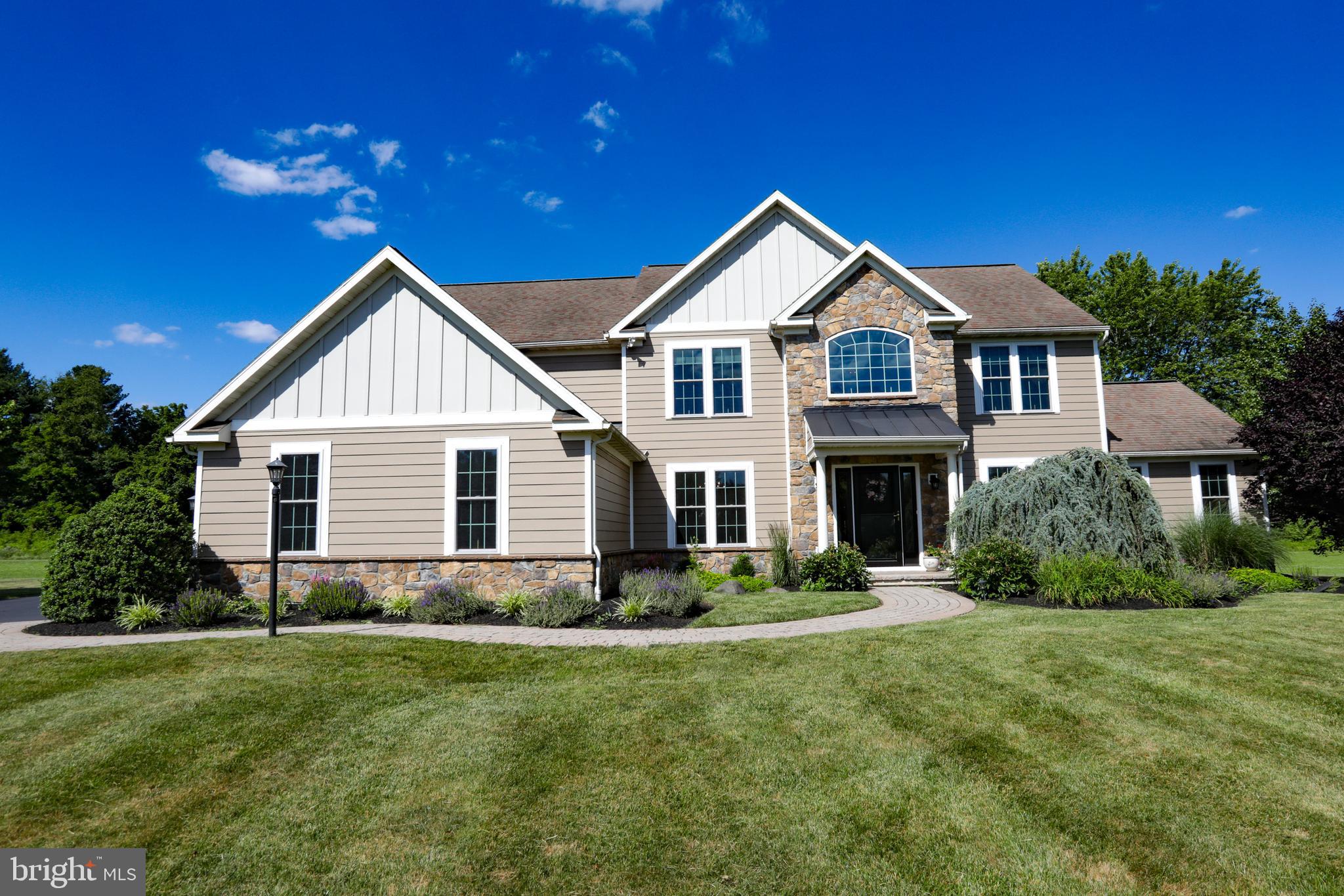 HERITAGE PLACE - Residential