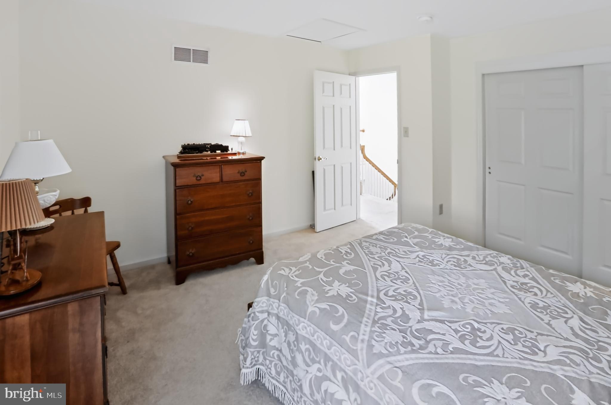 HERITAGE PLACE - Residential