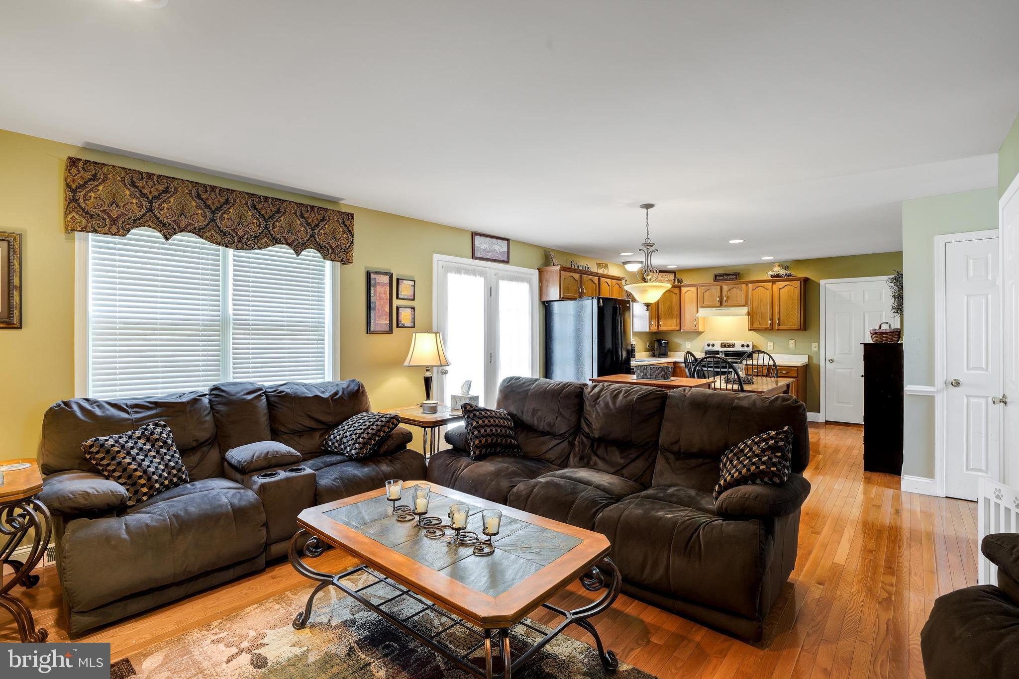 MANCHESTER TWP - Residential