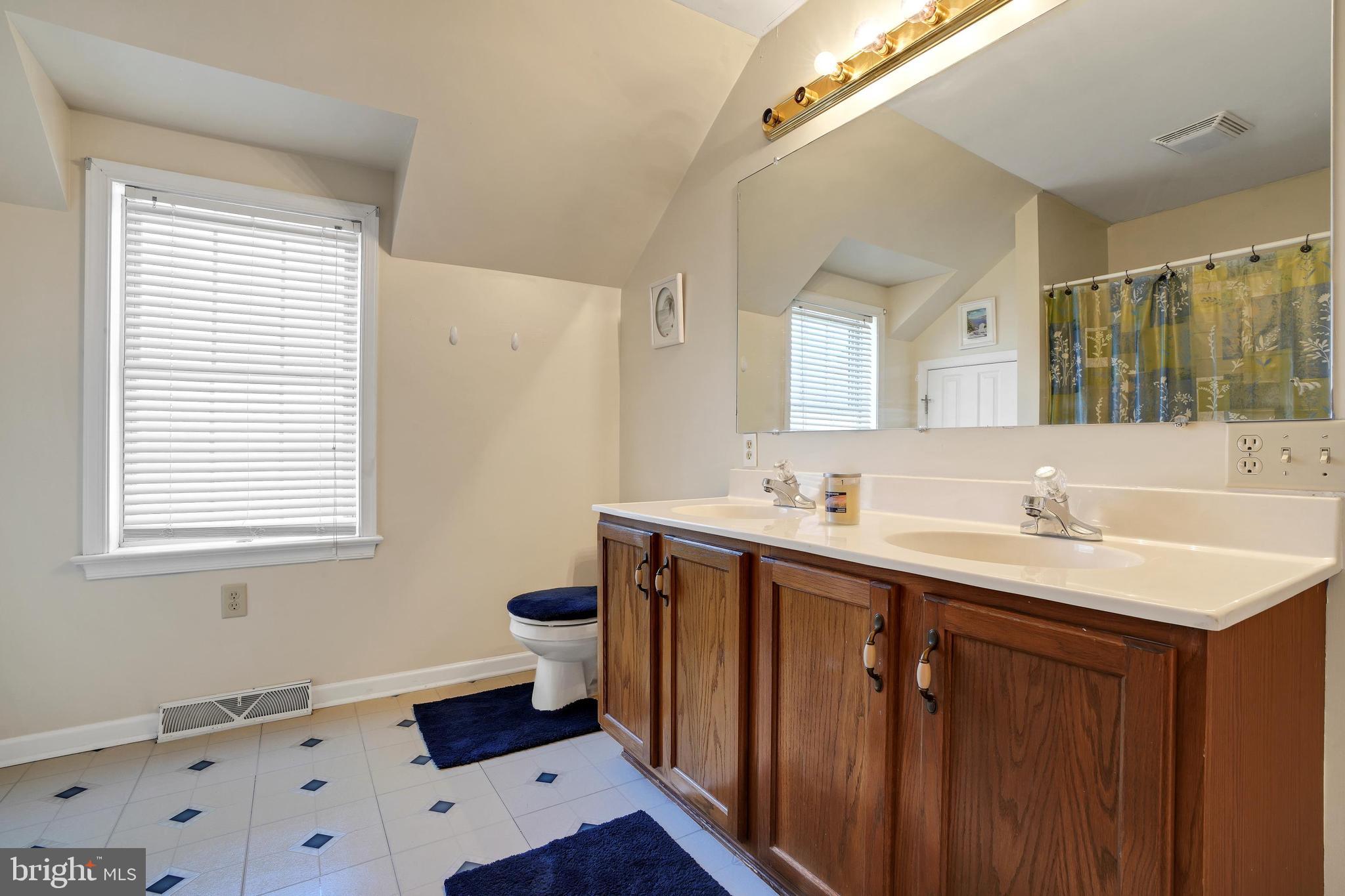 MANCHESTER TWP - Residential