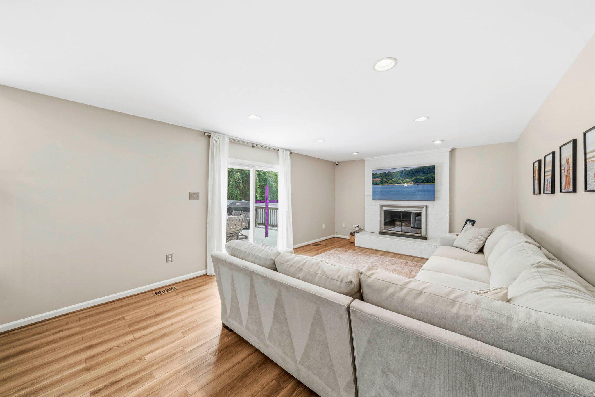 GUNNERS LAKE VILLAGE - Residential