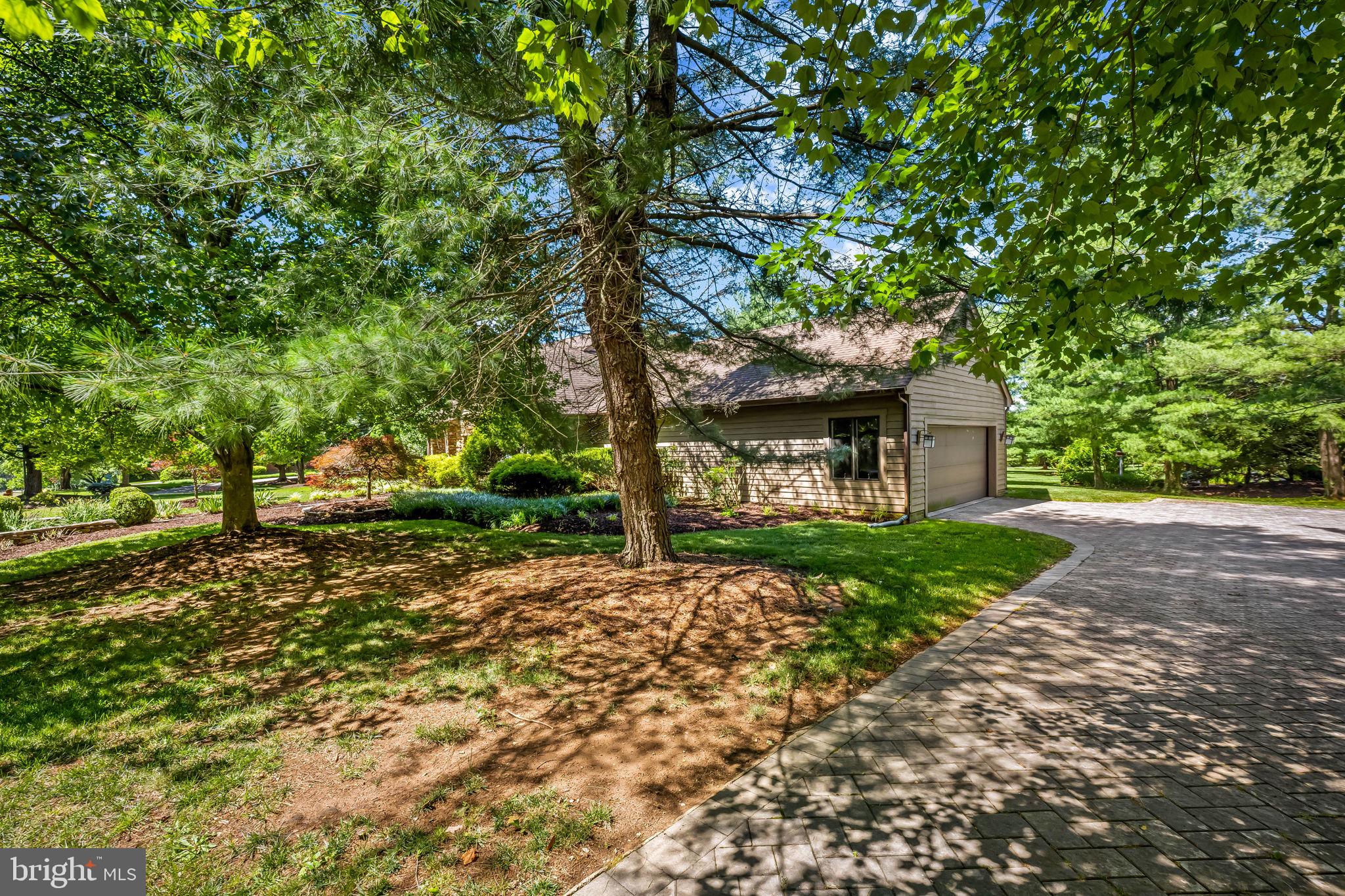 THE MEADOWS OF GREEN SPRING - Residential