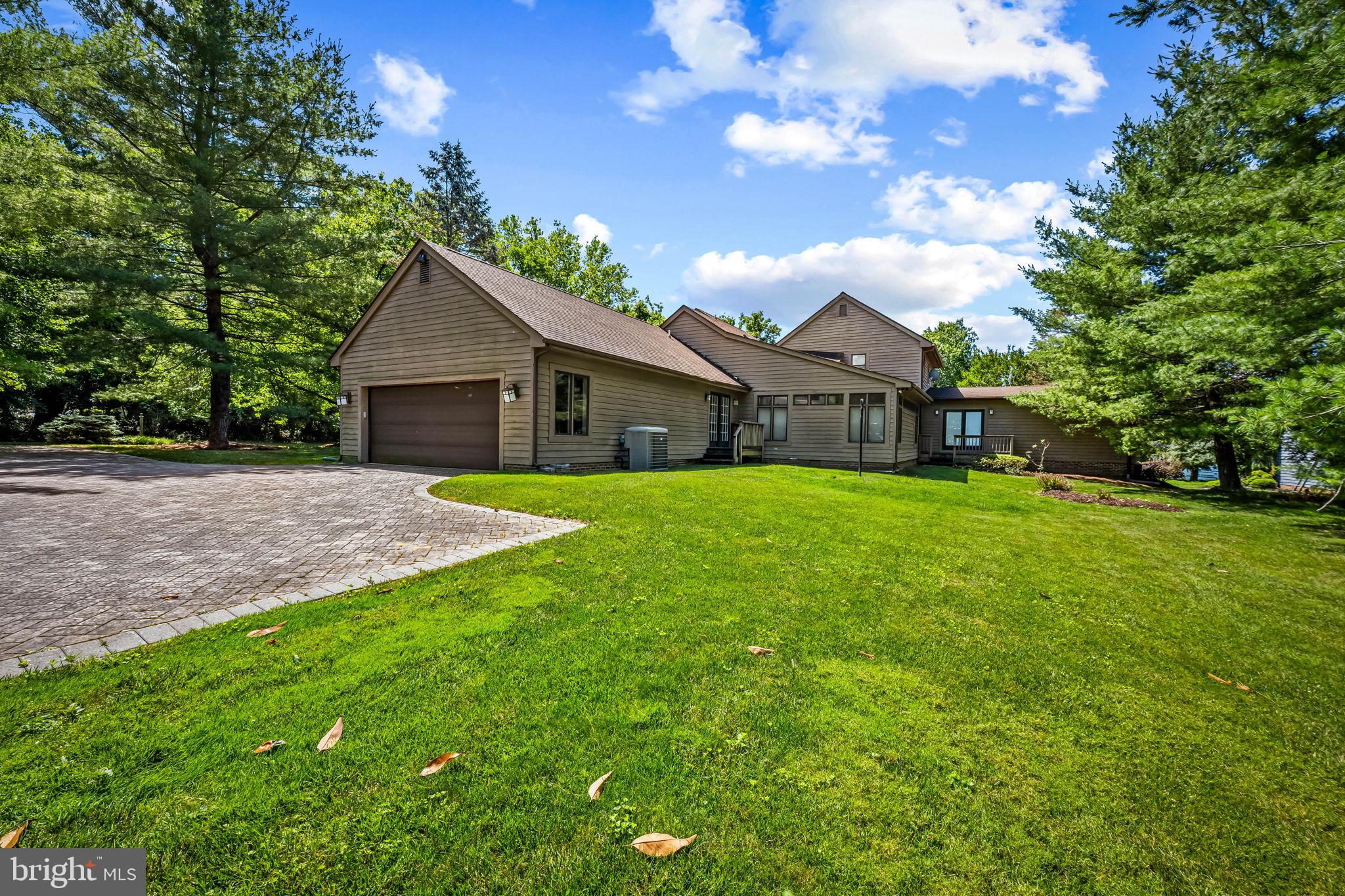 THE MEADOWS OF GREEN SPRING - Residential