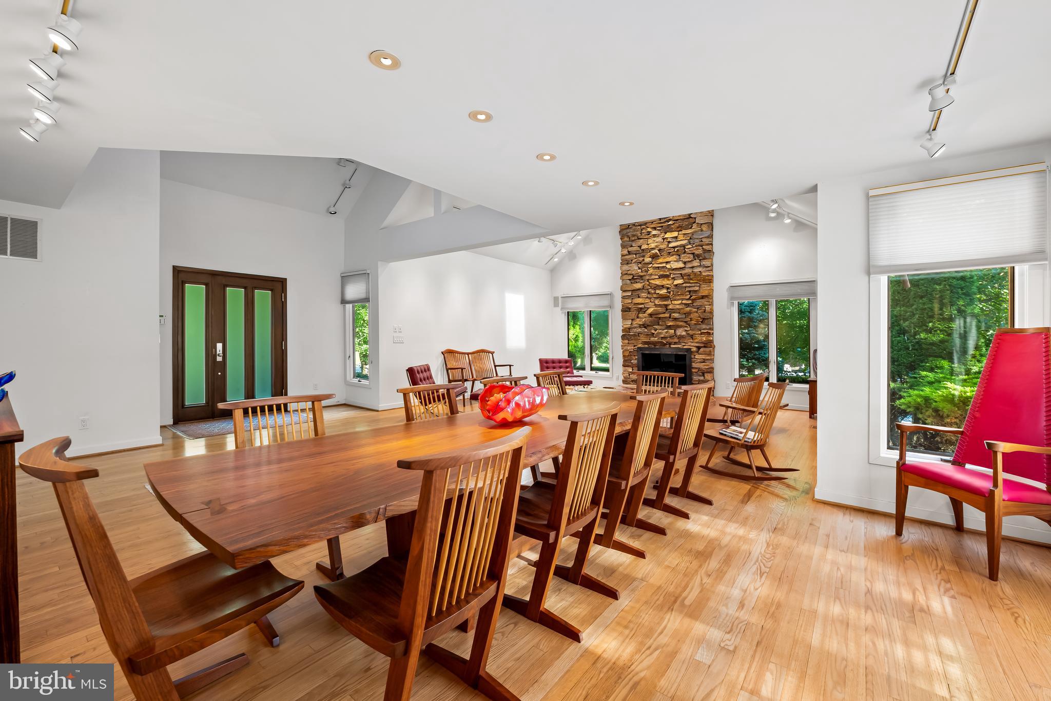THE MEADOWS OF GREEN SPRING - Residential