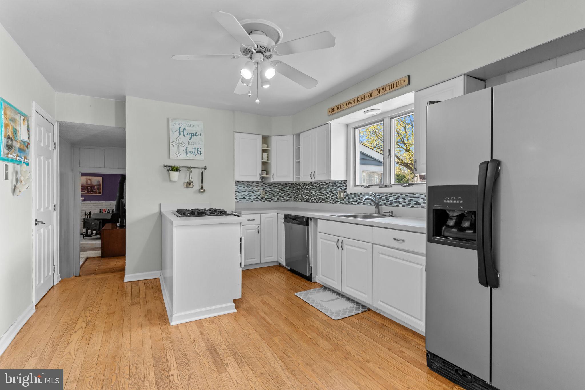 PENN VALLEY MANOR - Residential