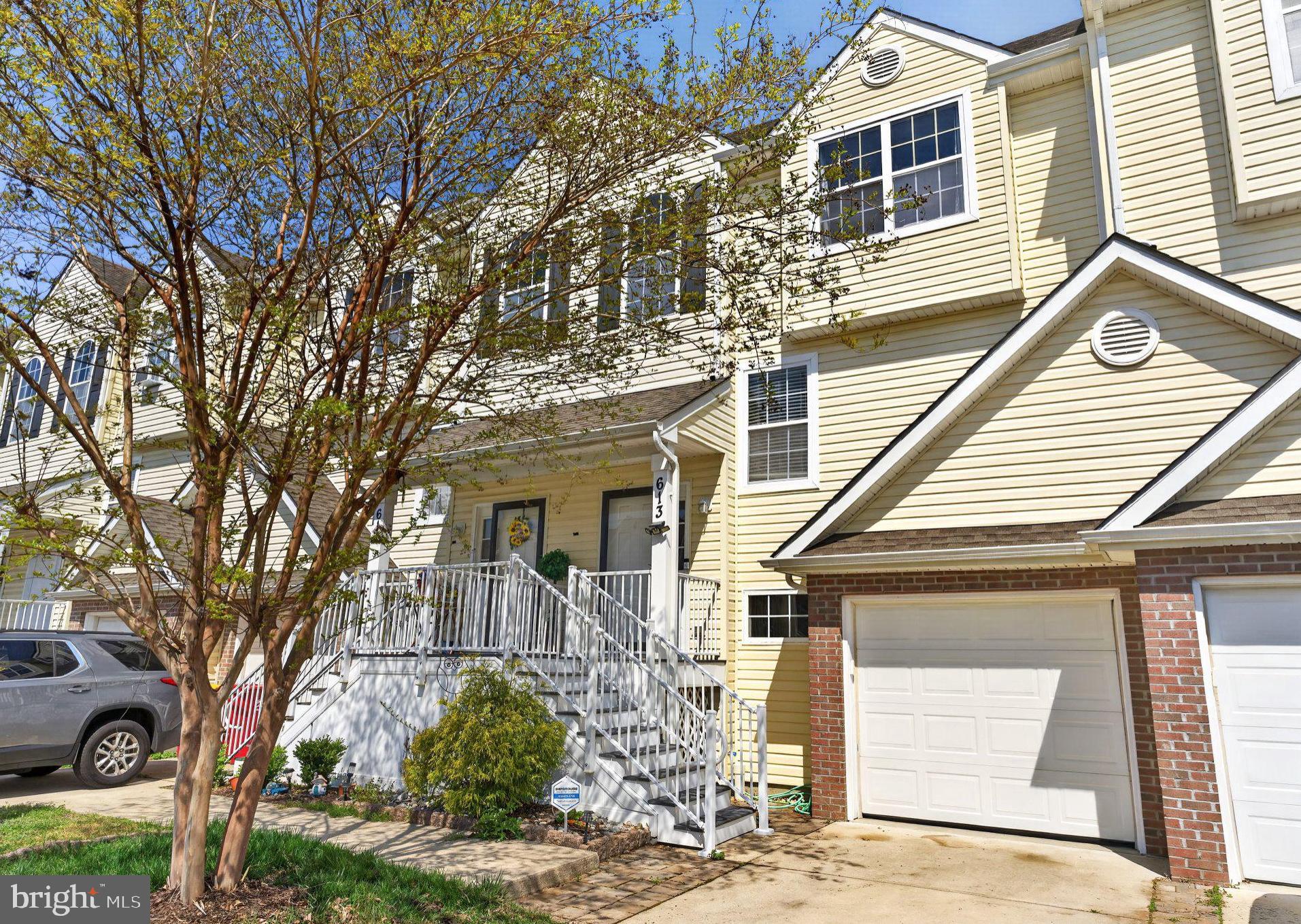 BELLE AYRE - Residential