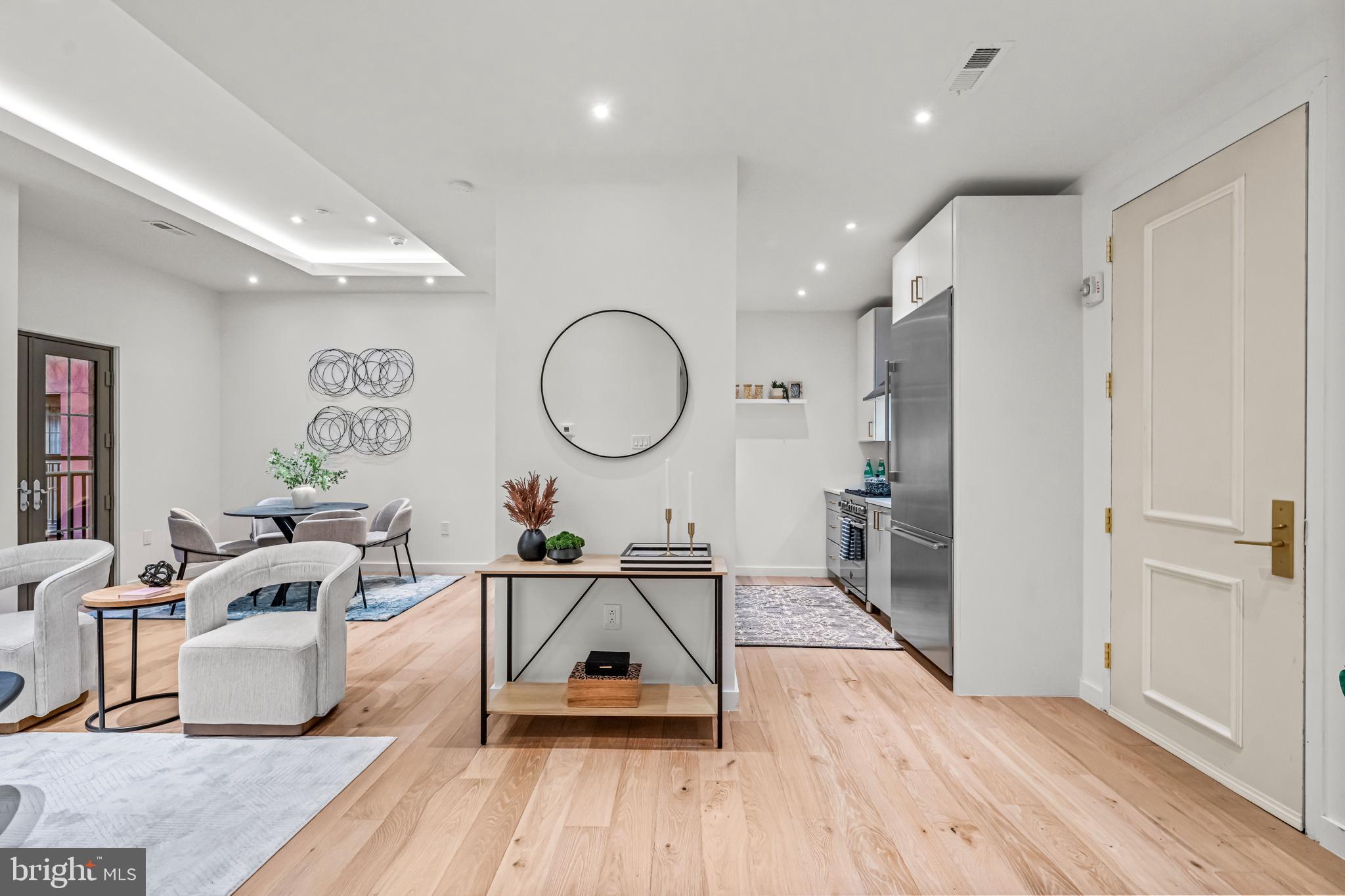 RITTENHOUSE SQUARE - Residential