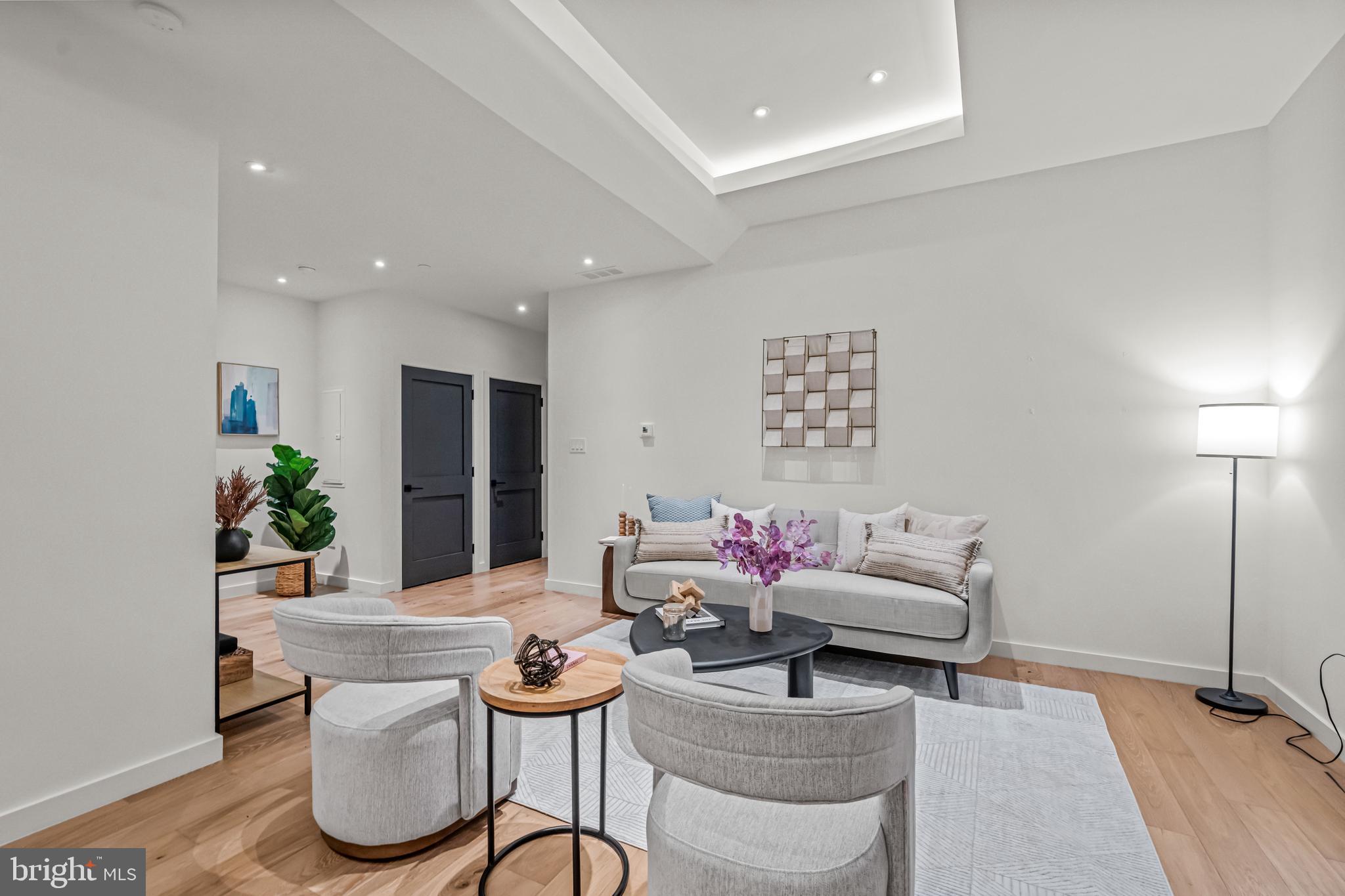 RITTENHOUSE SQUARE - Residential