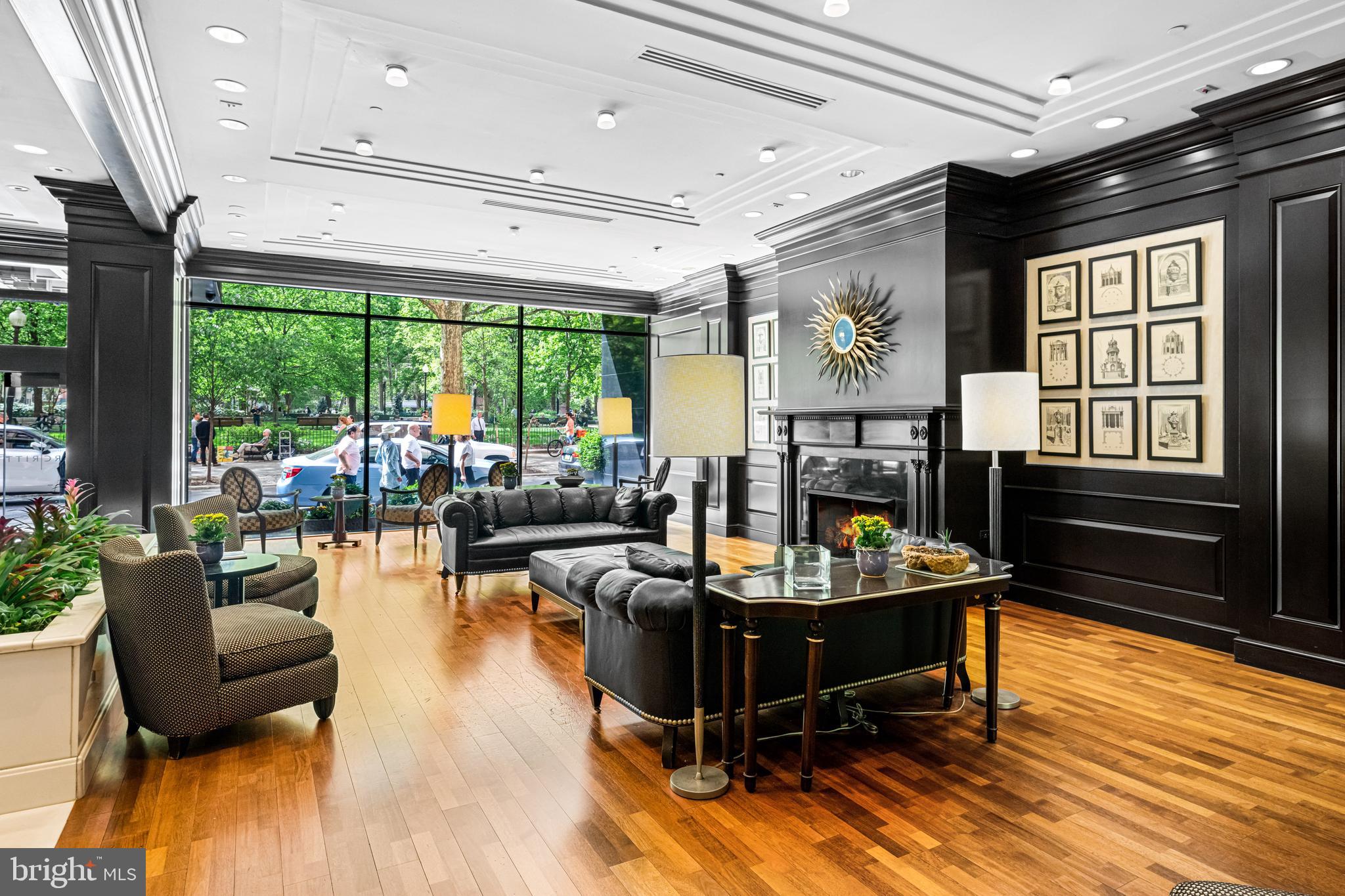 RITTENHOUSE SQUARE - Residential