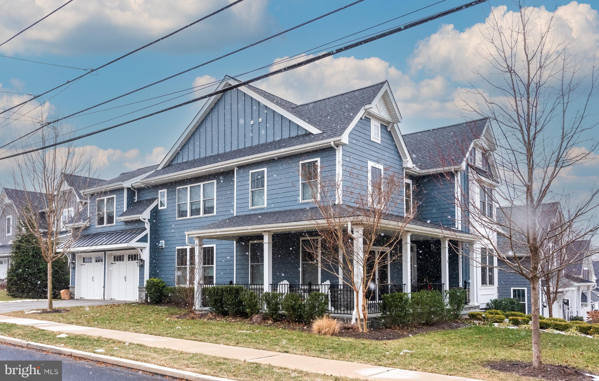 MEDIA WALK - Residential