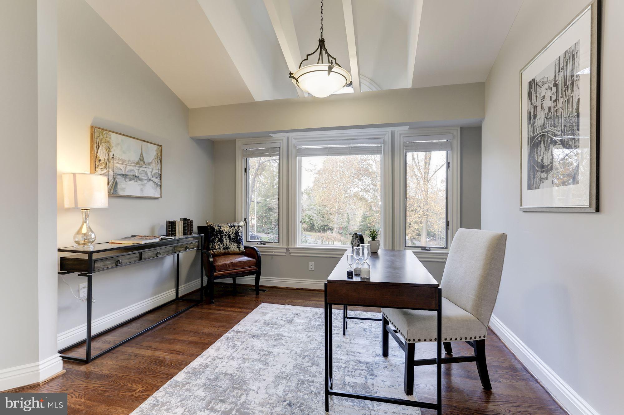 LANGLEY FOREST - Residential