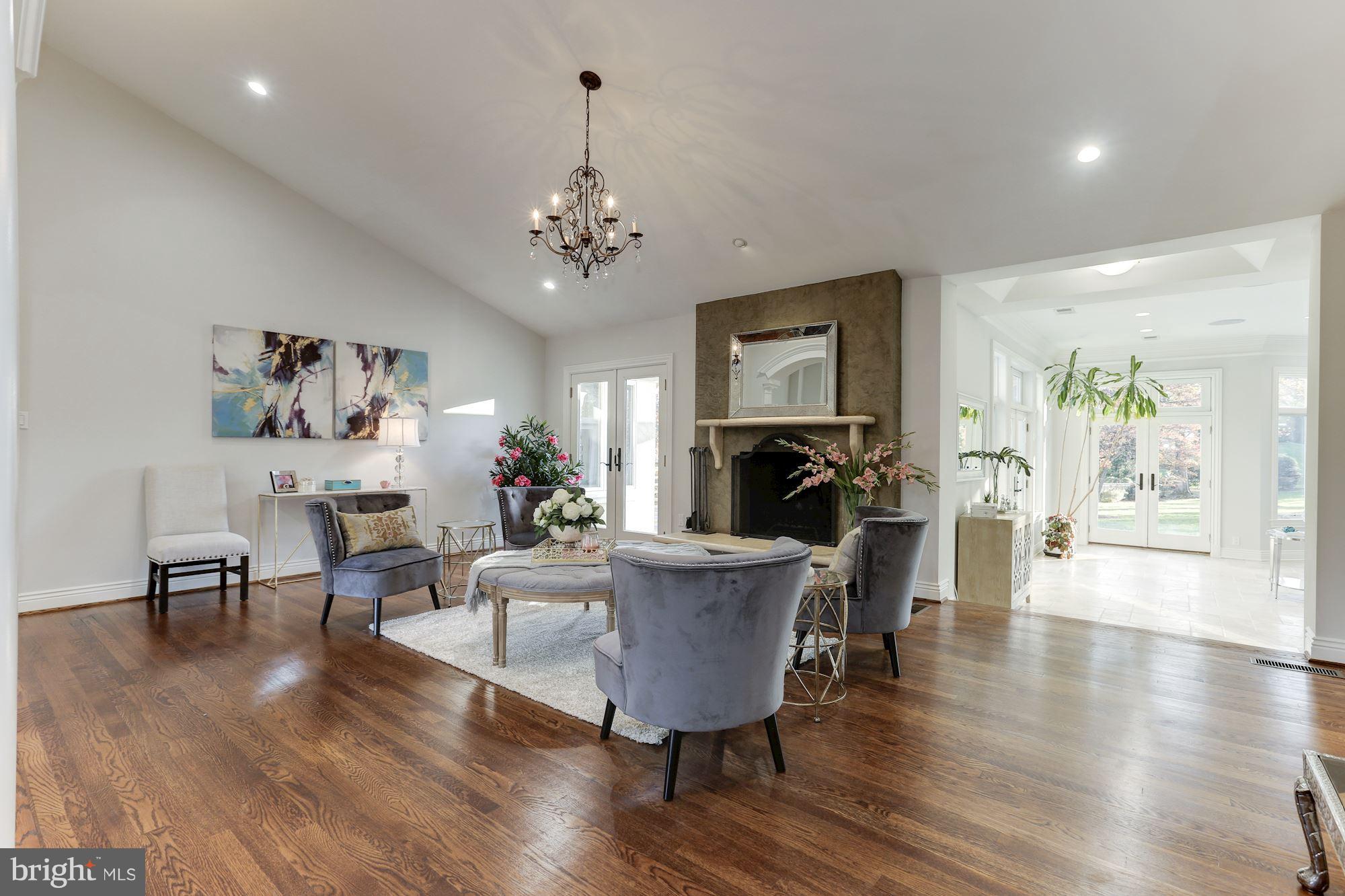 LANGLEY FOREST - Residential
