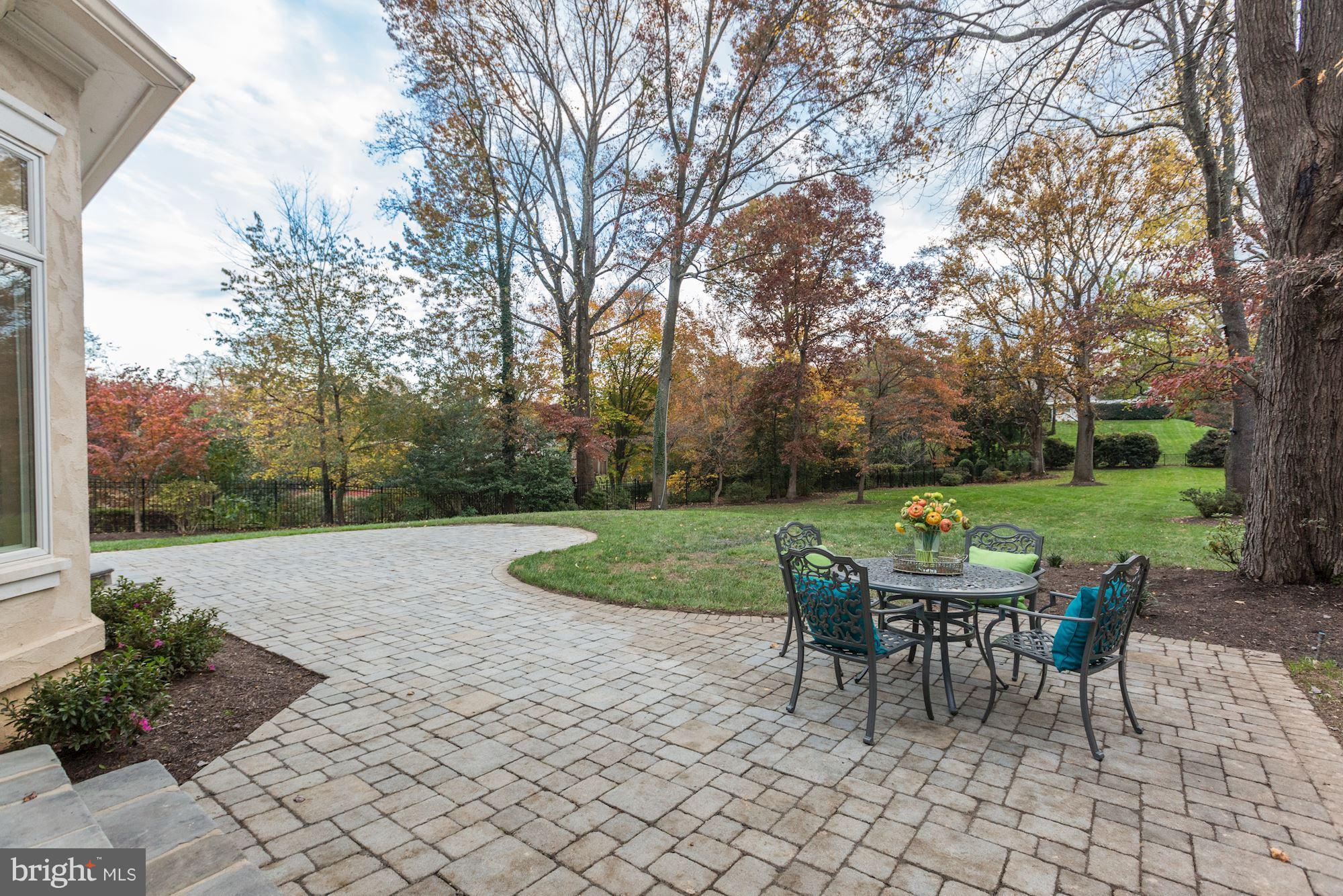 LANGLEY FOREST - Residential