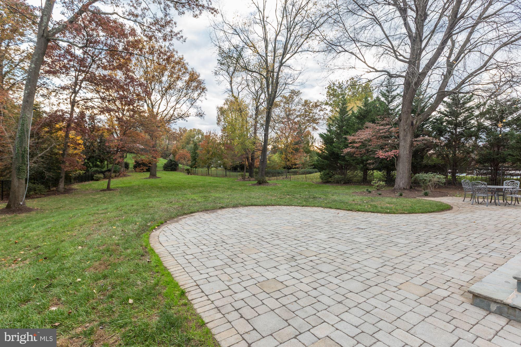 LANGLEY FOREST - Residential