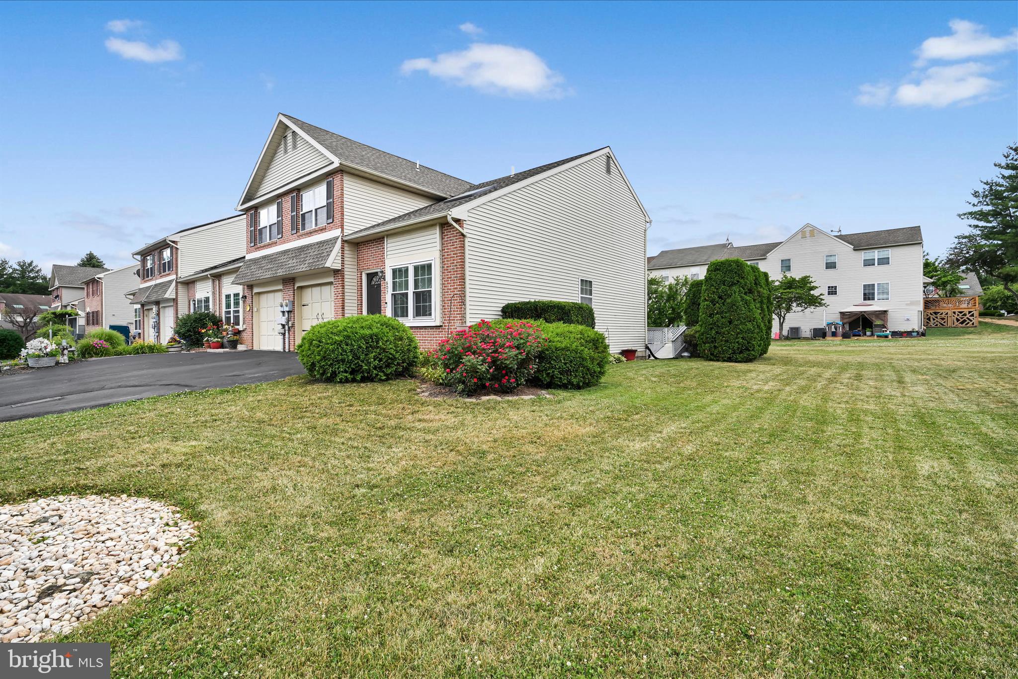 GEORGETOWN VILLAGE - Residential