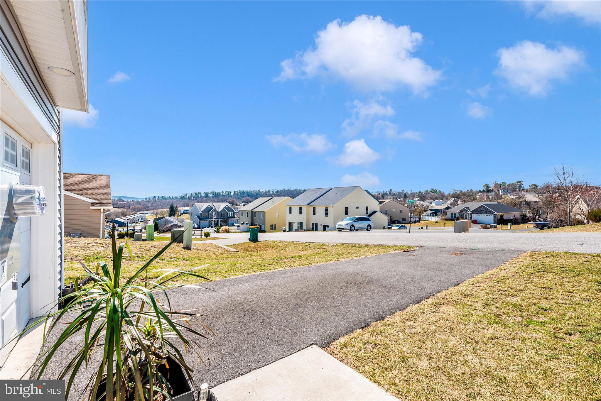 FARMSPRING ESTATES - Residential