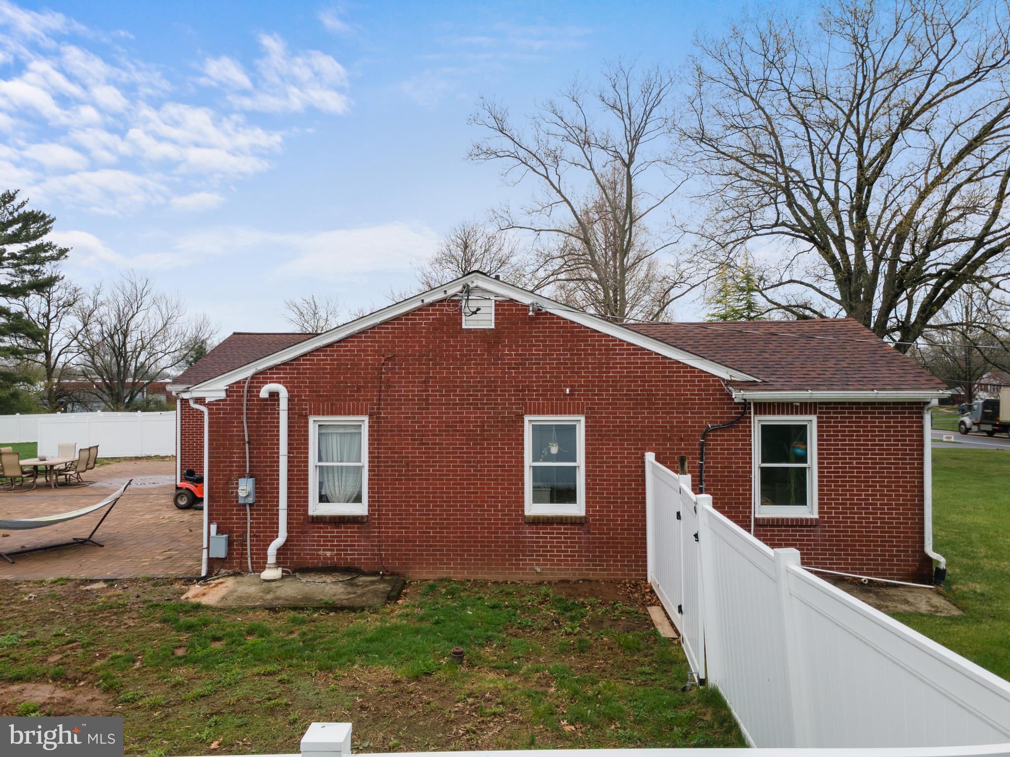 HAVERFORD CROSSING - Commercial Sale