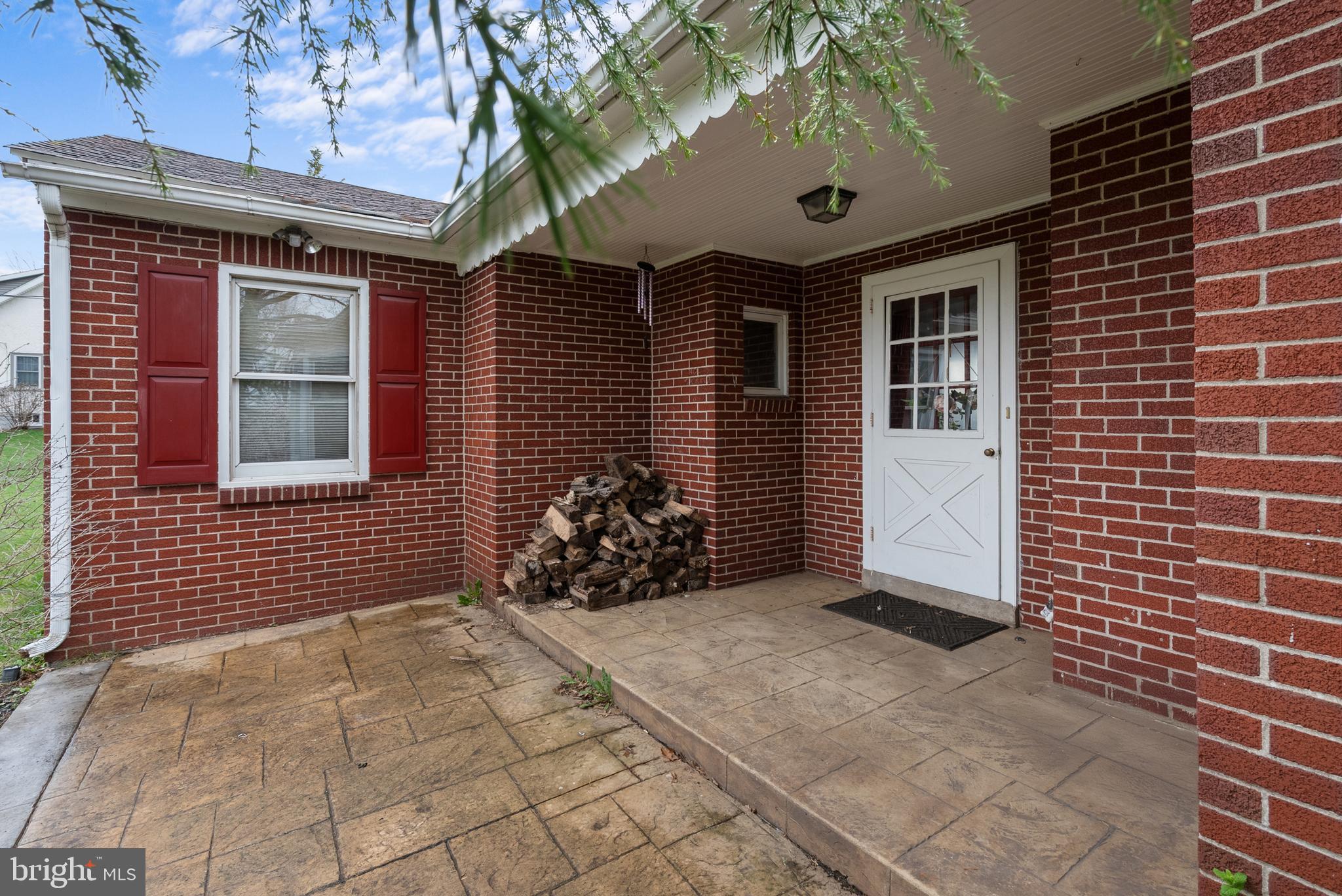 HAVERFORD CROSSING - Commercial Sale