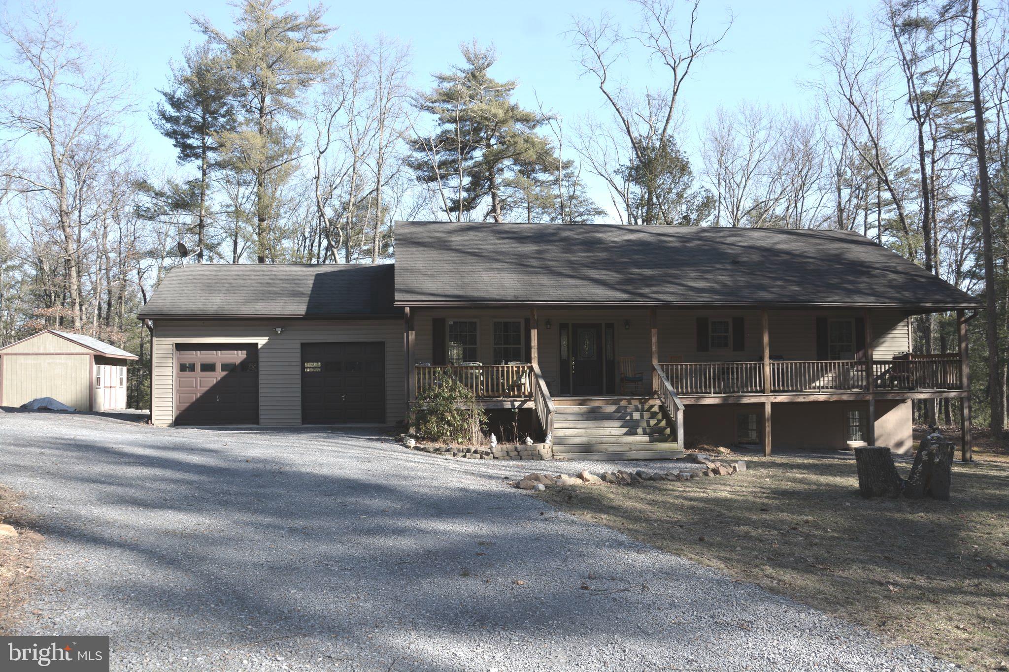 QUAKER WOODS - Residential