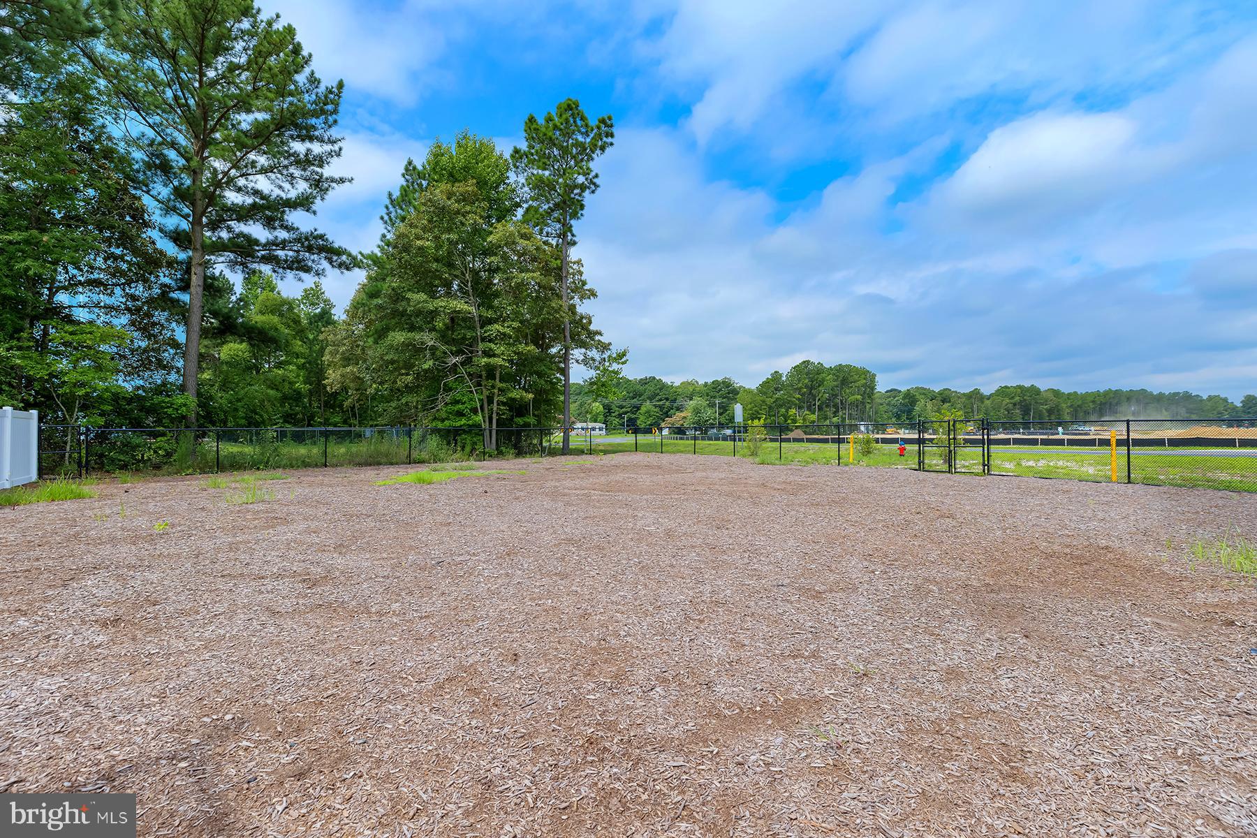 PENINSULA LAKES - Residential