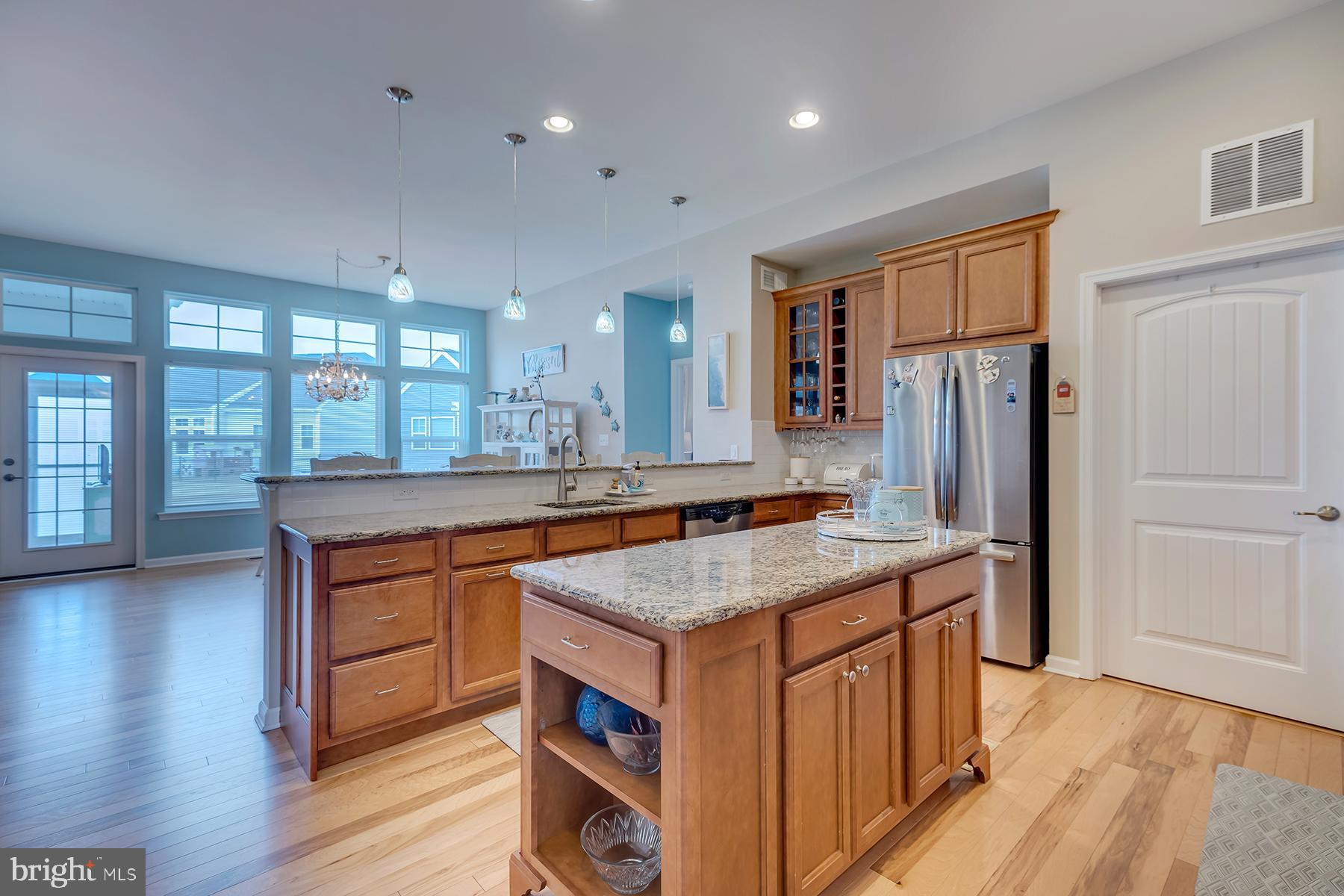 PENINSULA LAKES - Residential