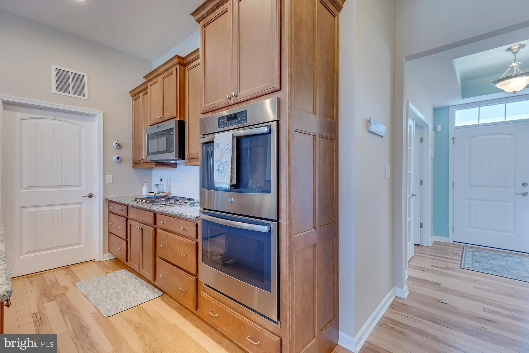 PENINSULA LAKES - Residential