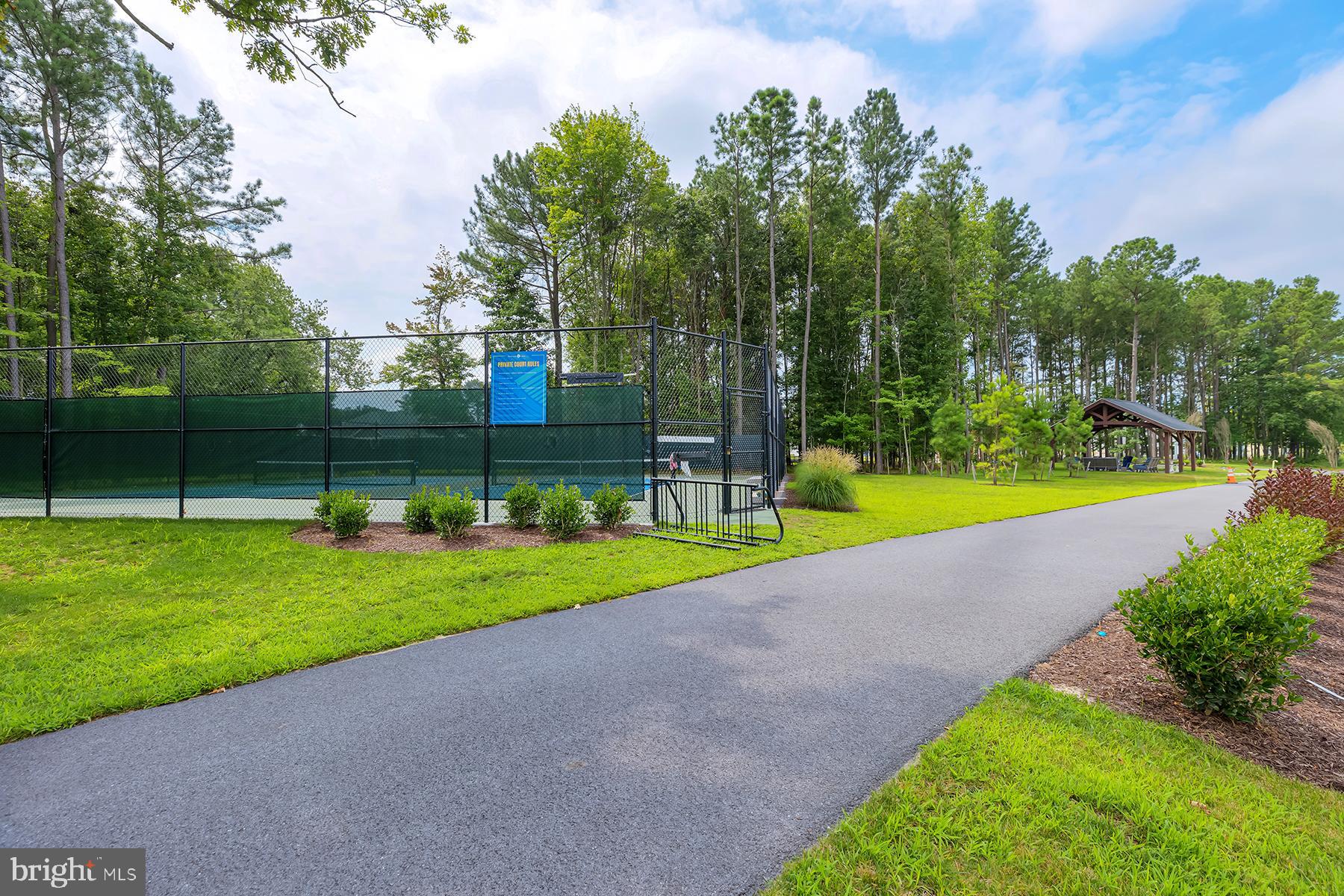 PENINSULA LAKES - Residential