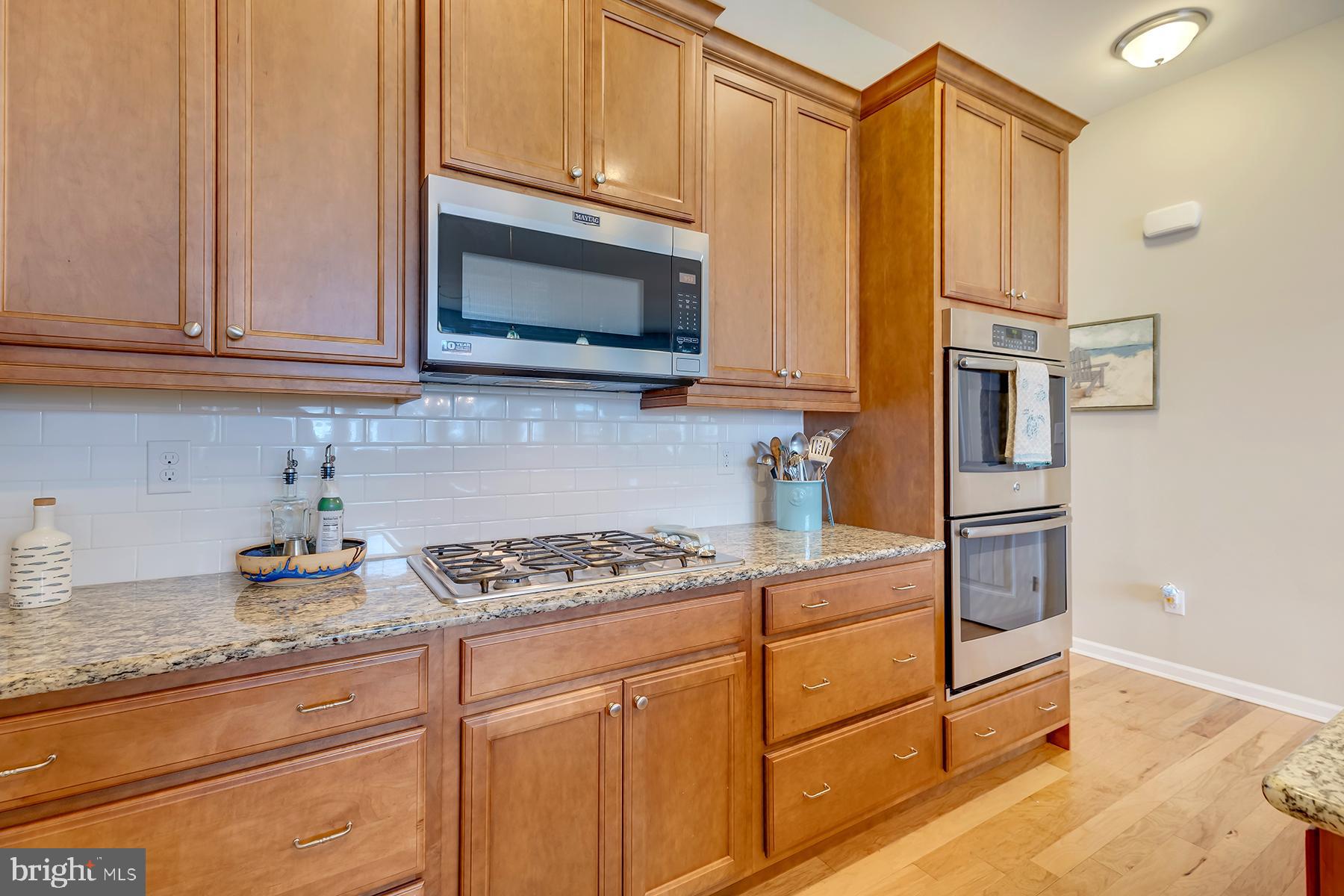 PENINSULA LAKES - Residential