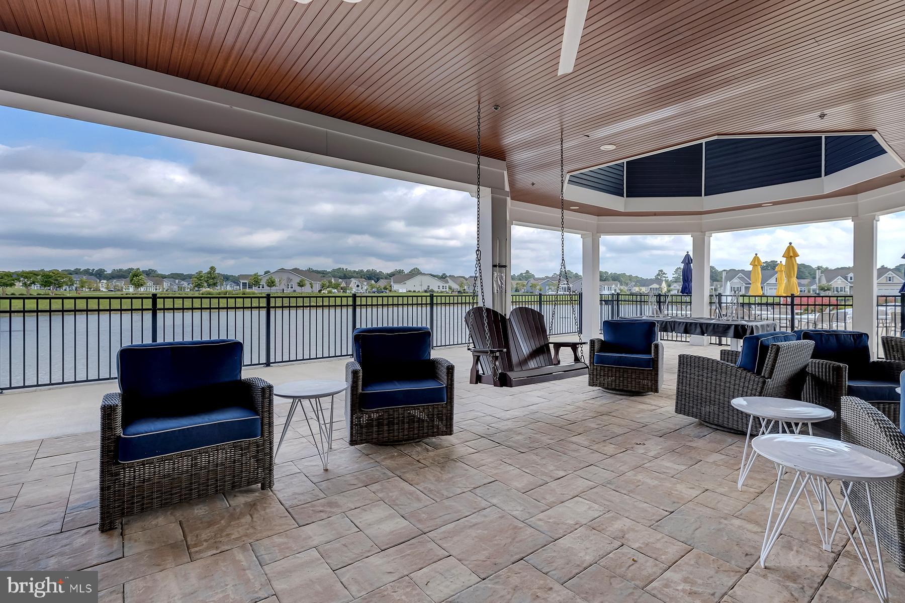 PENINSULA LAKES - Residential