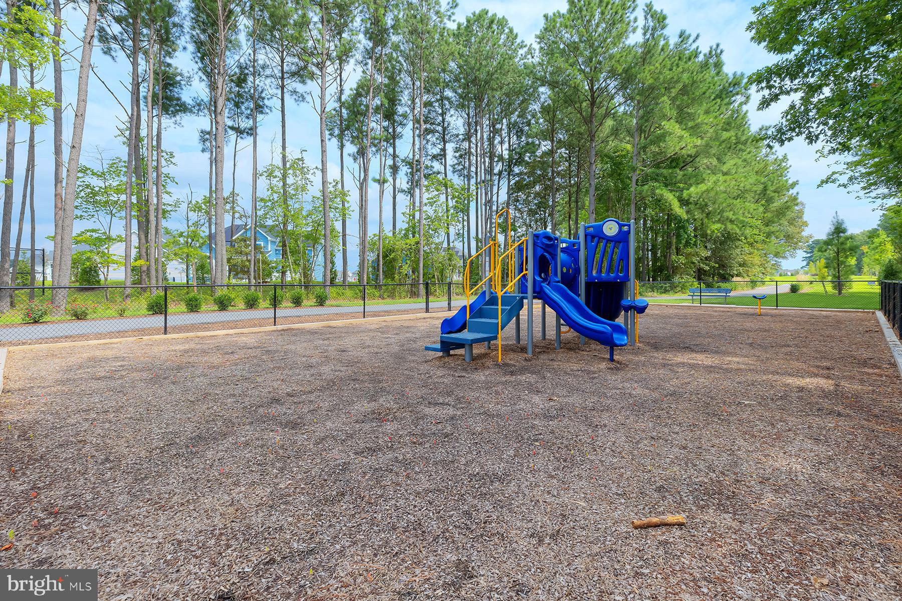PENINSULA LAKES - Residential
